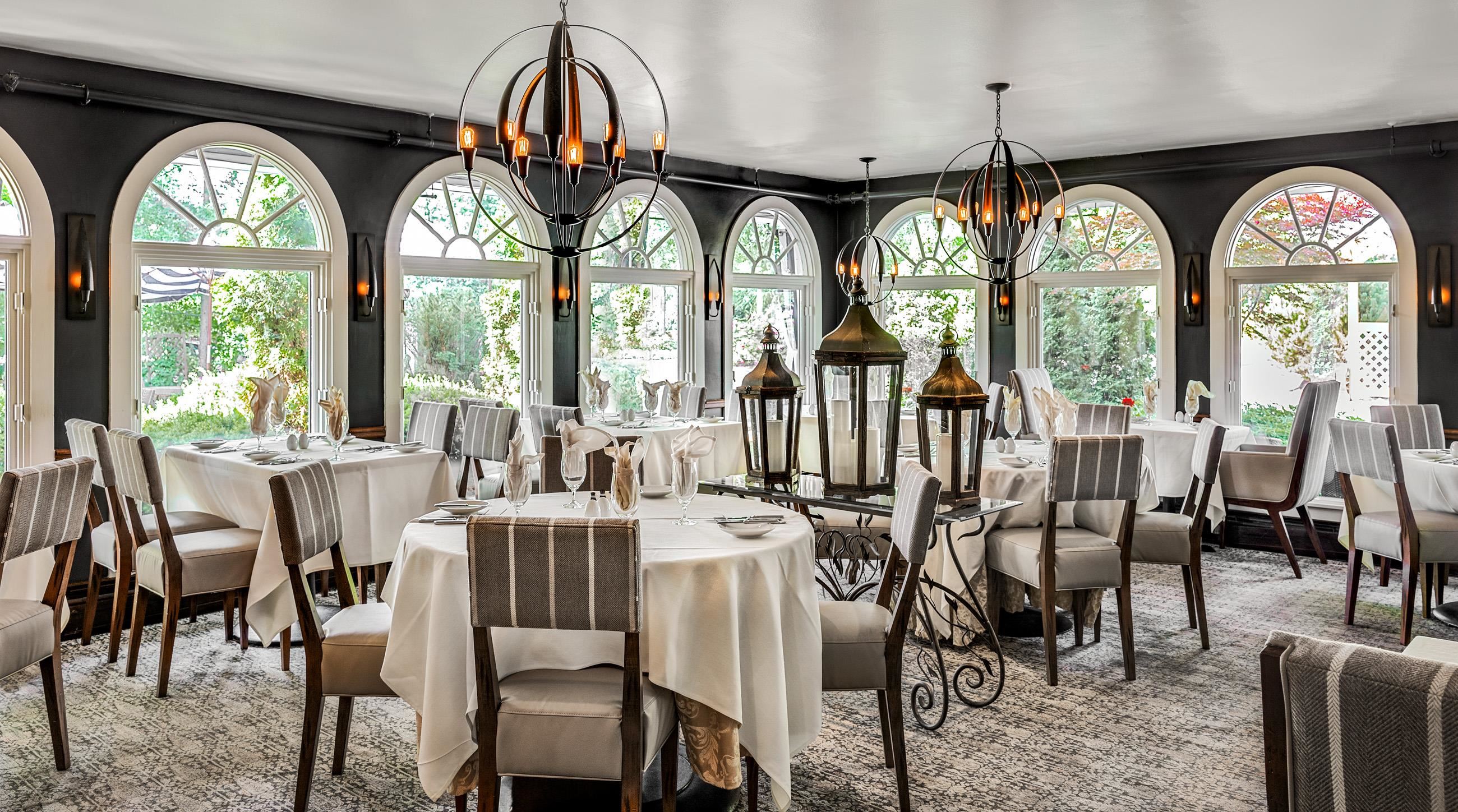 Formal Dining at Bedford Village Inn