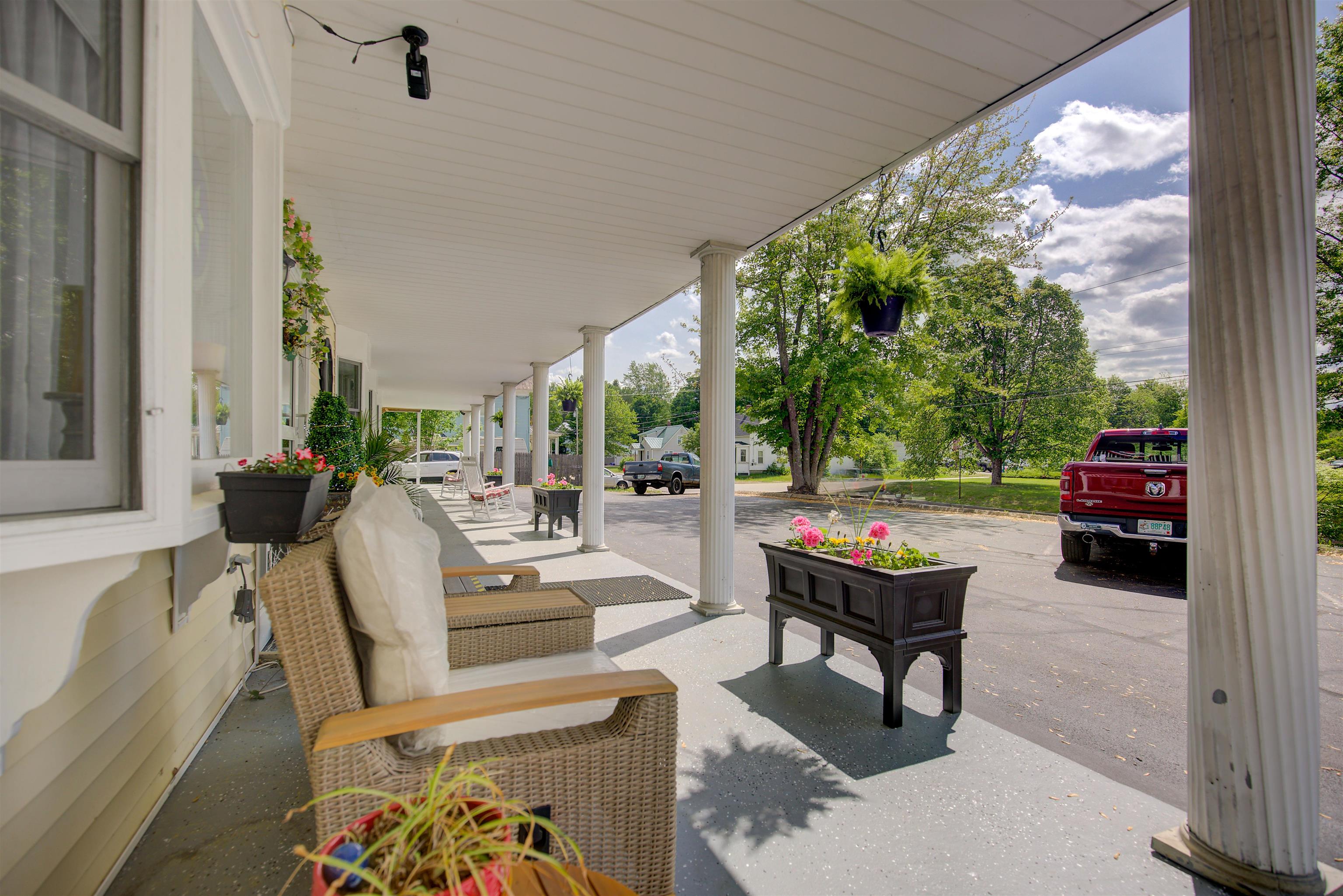 17 Wilder St, Conway, NH 03818