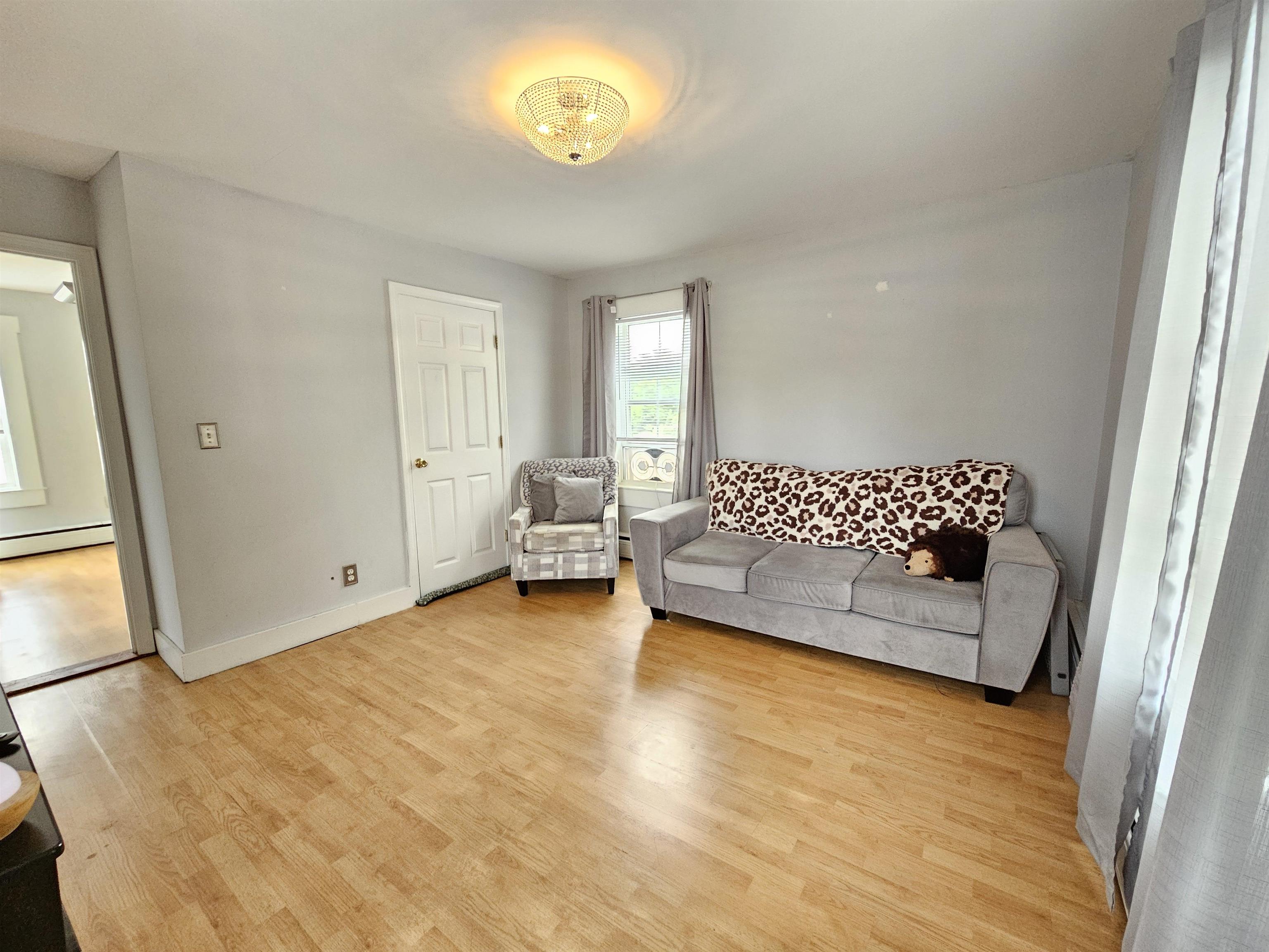 377 Nashua St, Milford, NH 03055