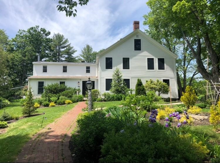 85 College Rd, Stratham, NH 03885