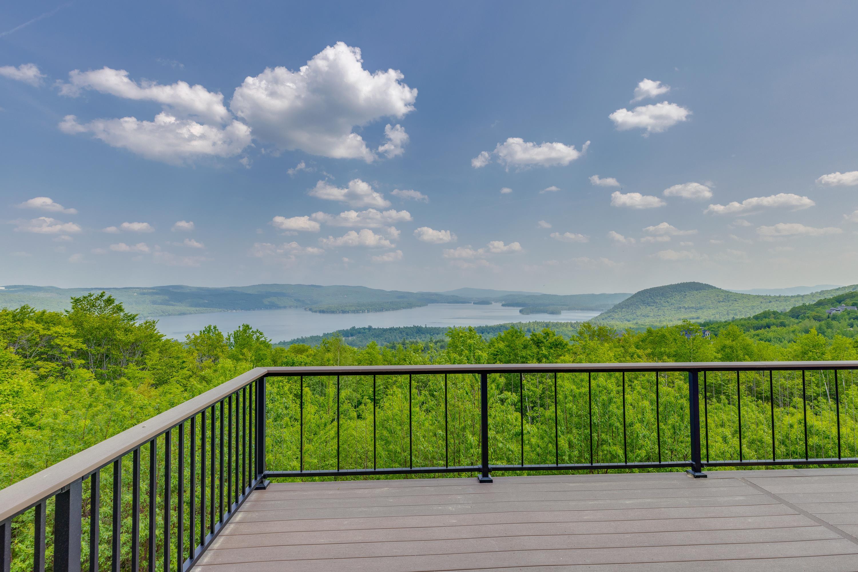 4 Skyline Dr #3, Hebron, NH 03241