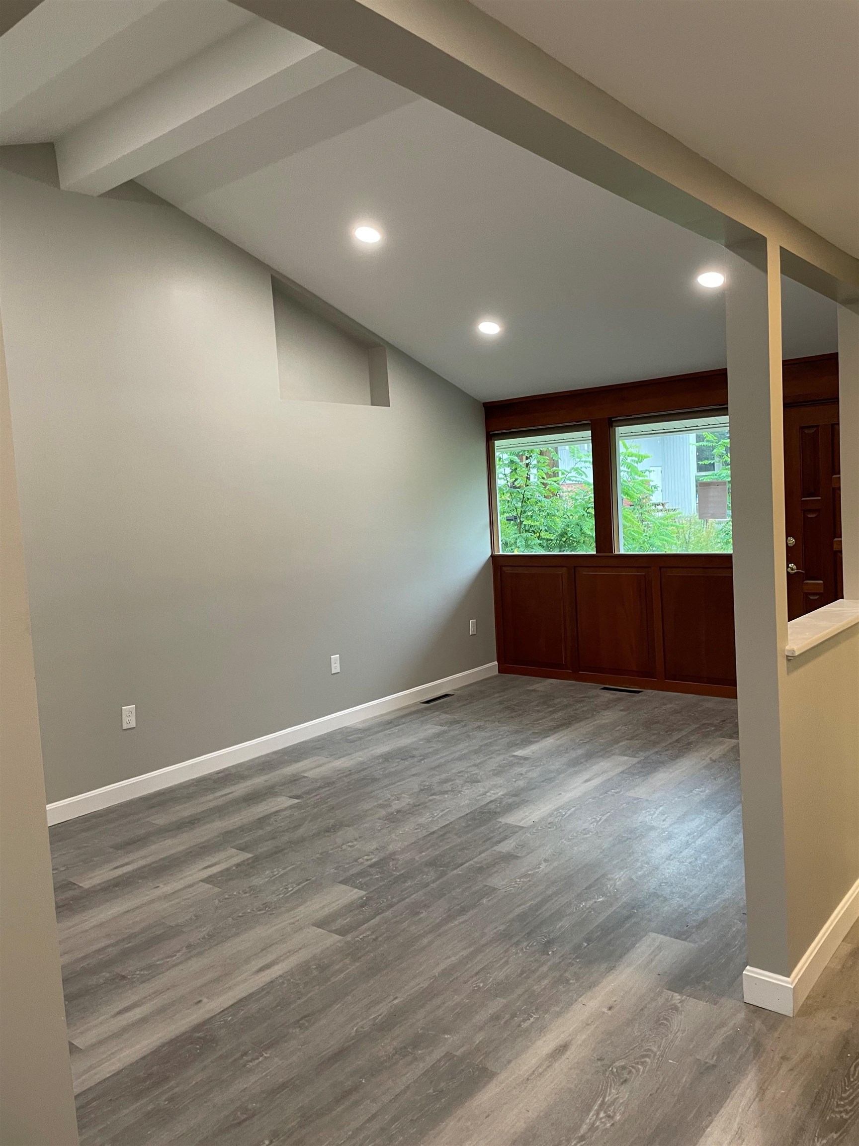 26 W Webster St, Manchester, NH 03104