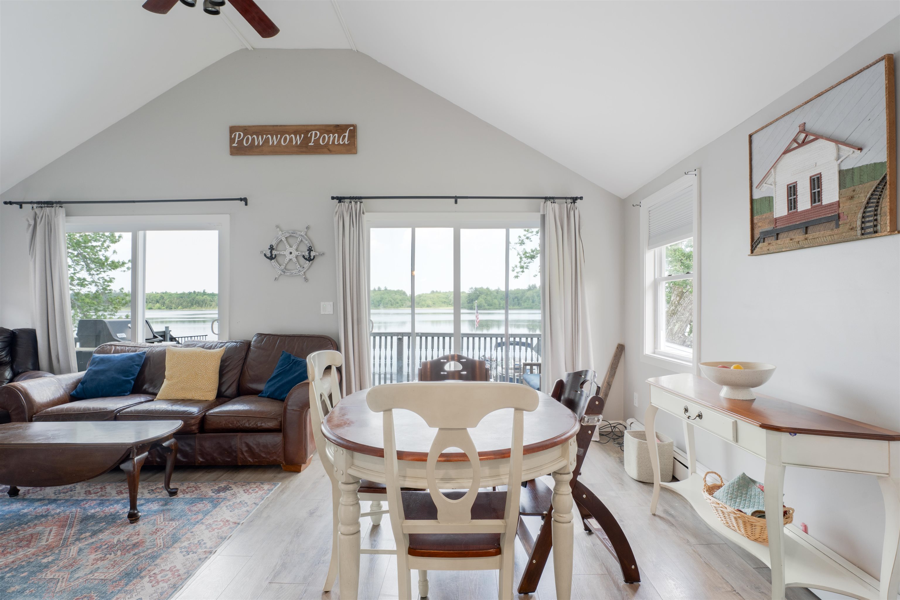 15 Maple St, Kingston, NH 03848