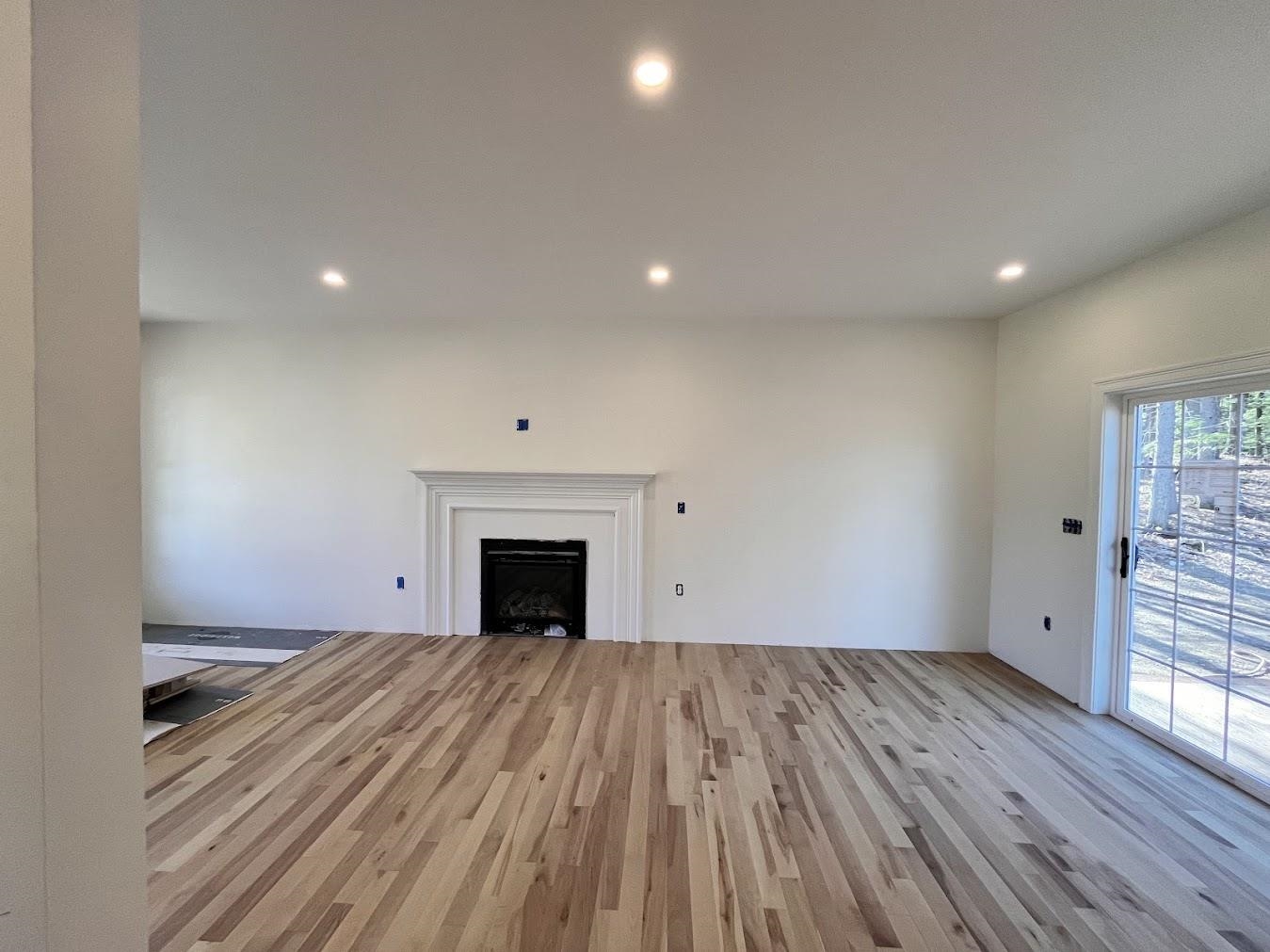 31 Blaisdell Ct, Raymond, NH 03077