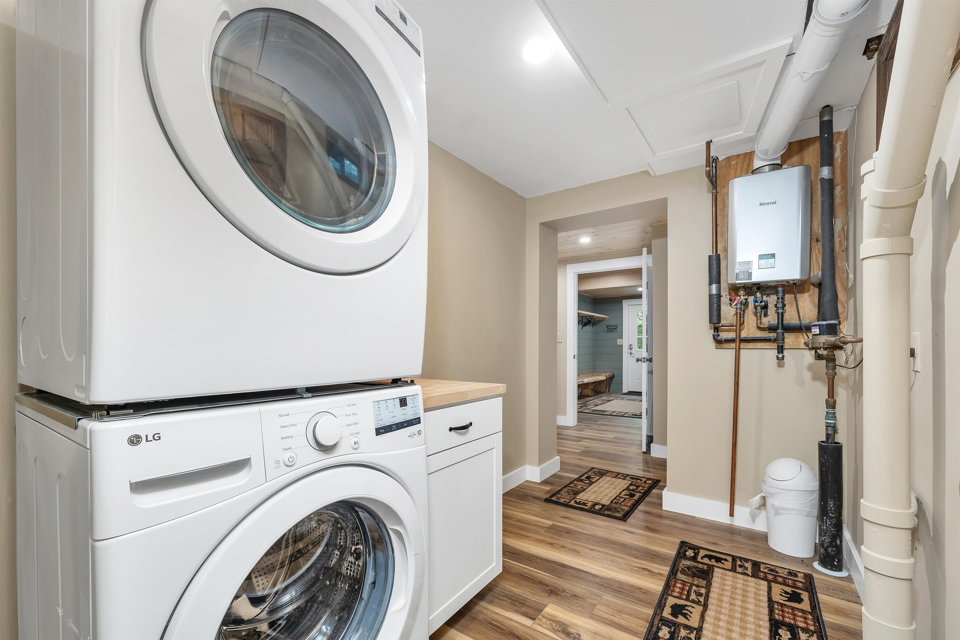 262 Beechnut Dr, Conway, NH 03860