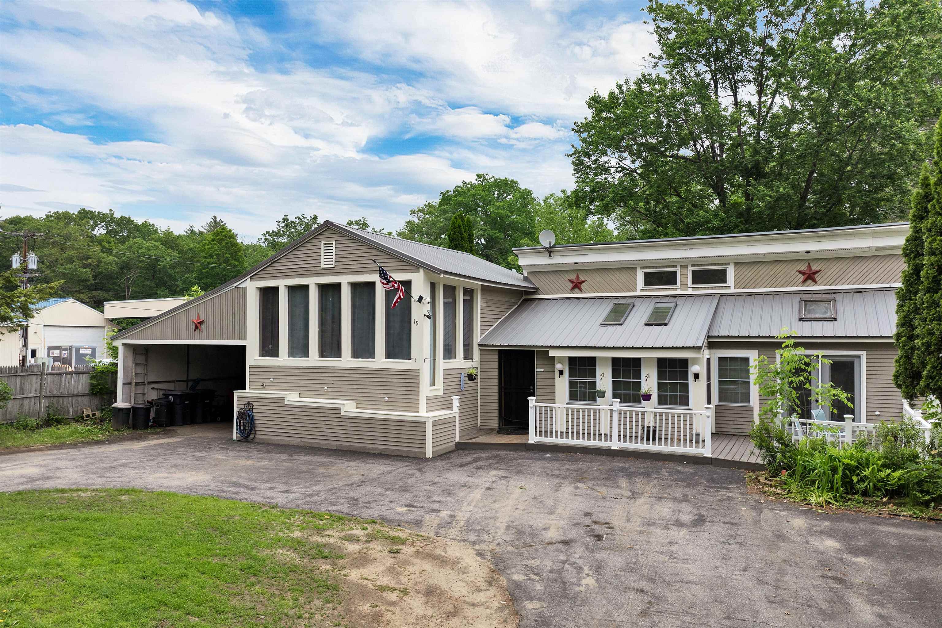 Featured Listing Photo