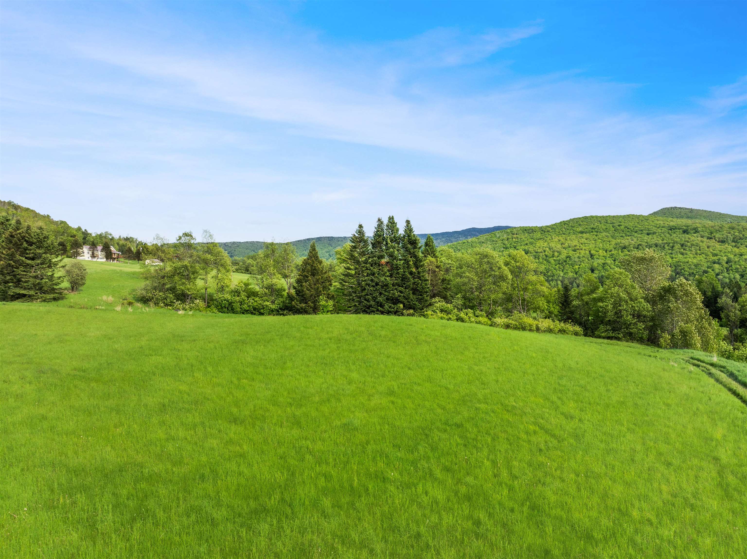 Kings Hw, Colebrook, NH 03576