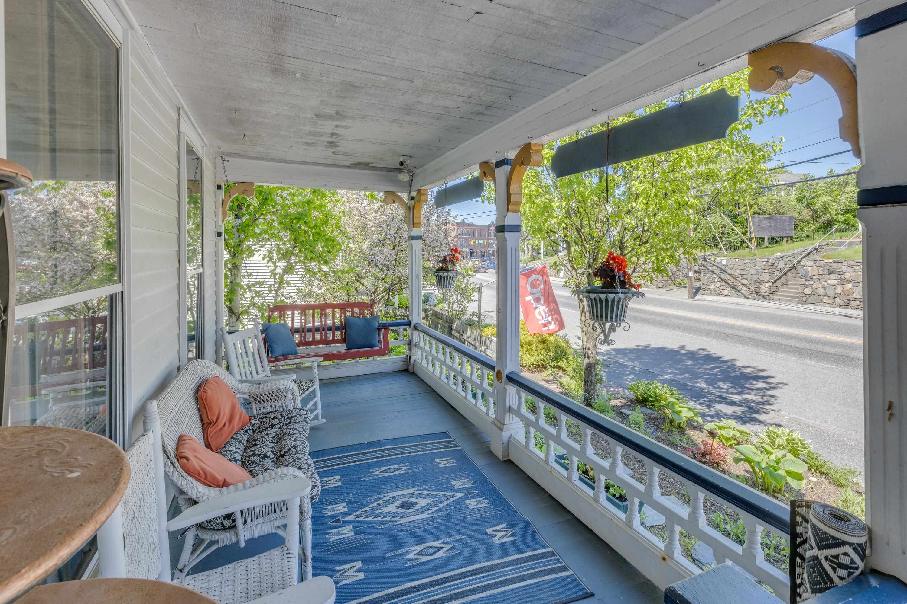 Great Street Exposure