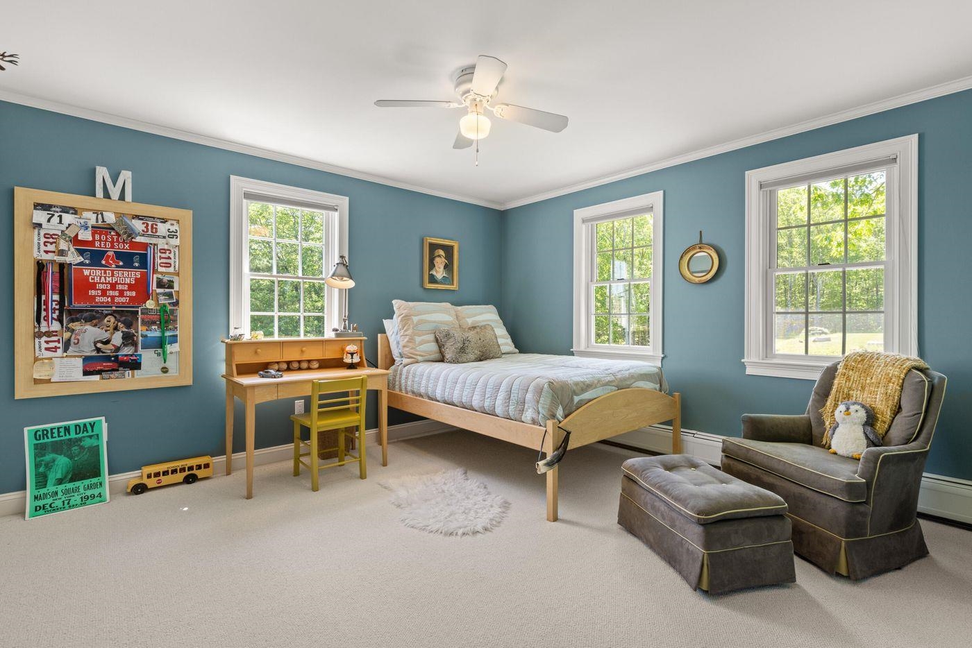 541 South Rd, Hopkinton, NH 03229