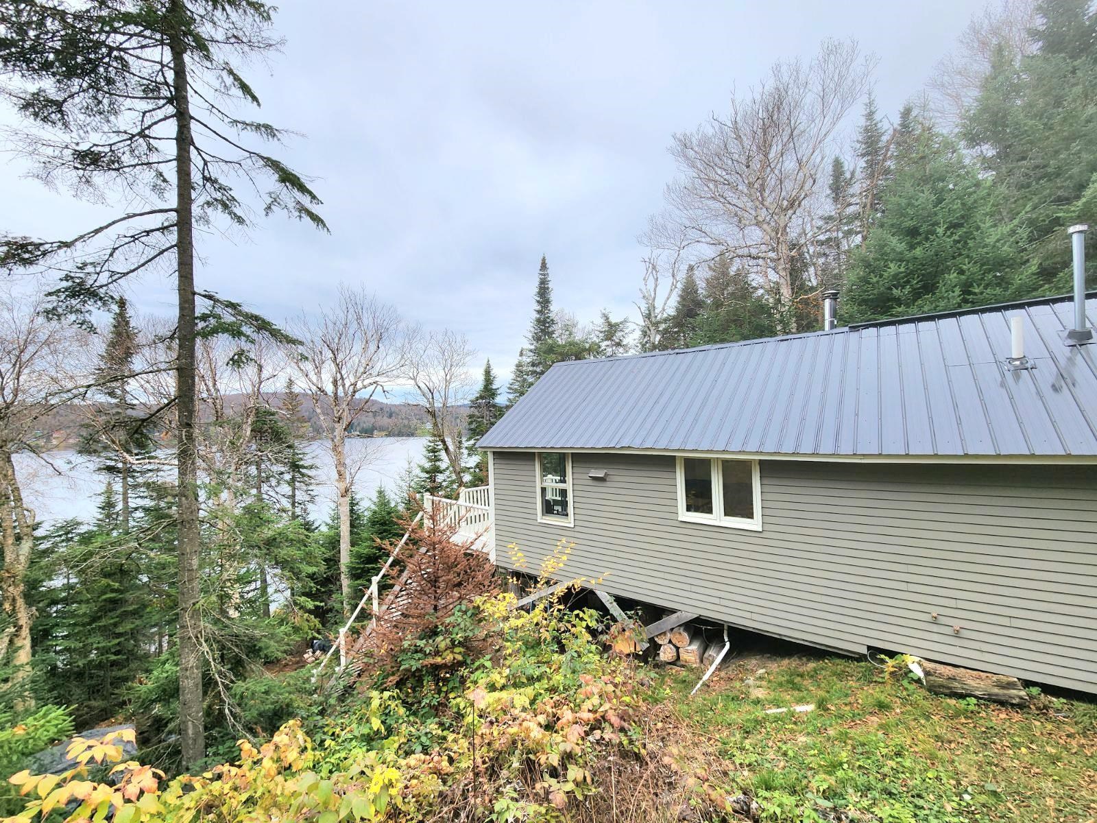 312 Roy Rd, Stewartstown, NH 03576