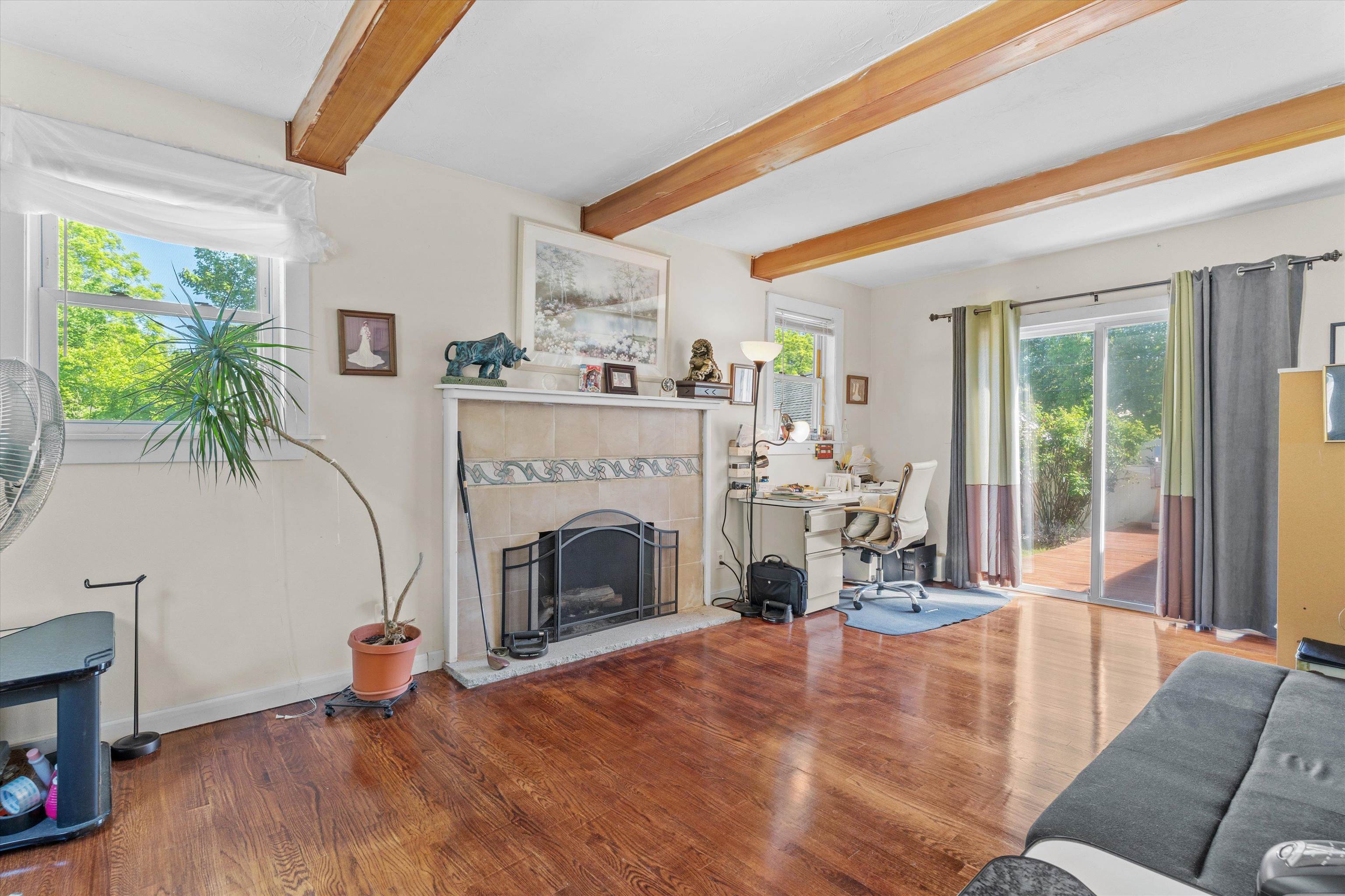 2 Brown Rd, Windham, NH 03087