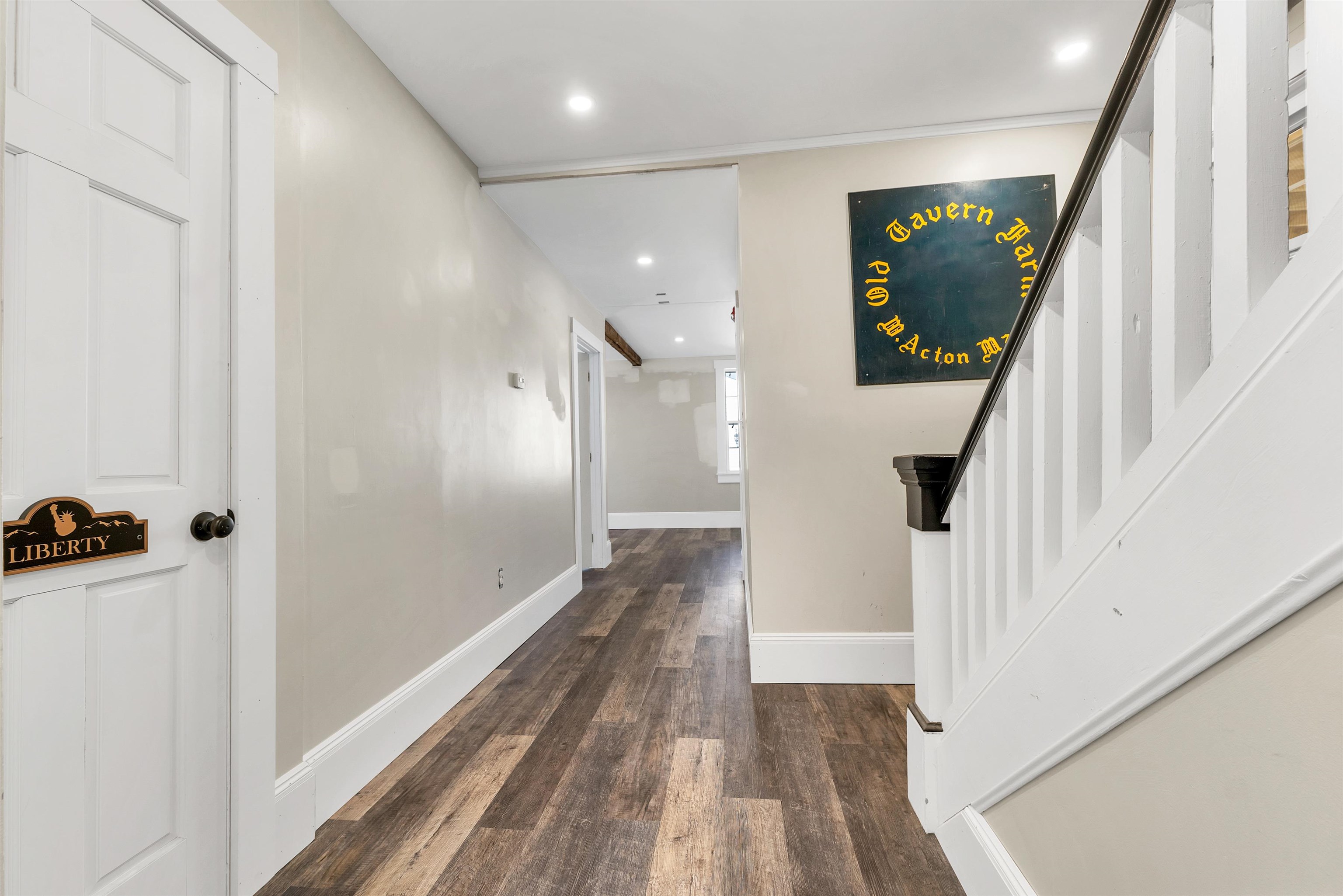 959 Presidential Hw, Jefferson, NH 03583