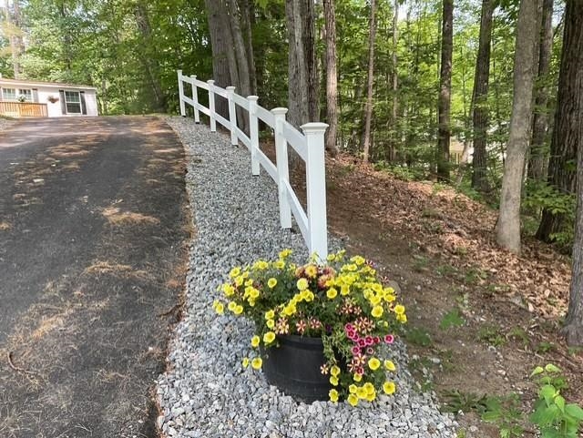 10 Granite Lane — photo 2