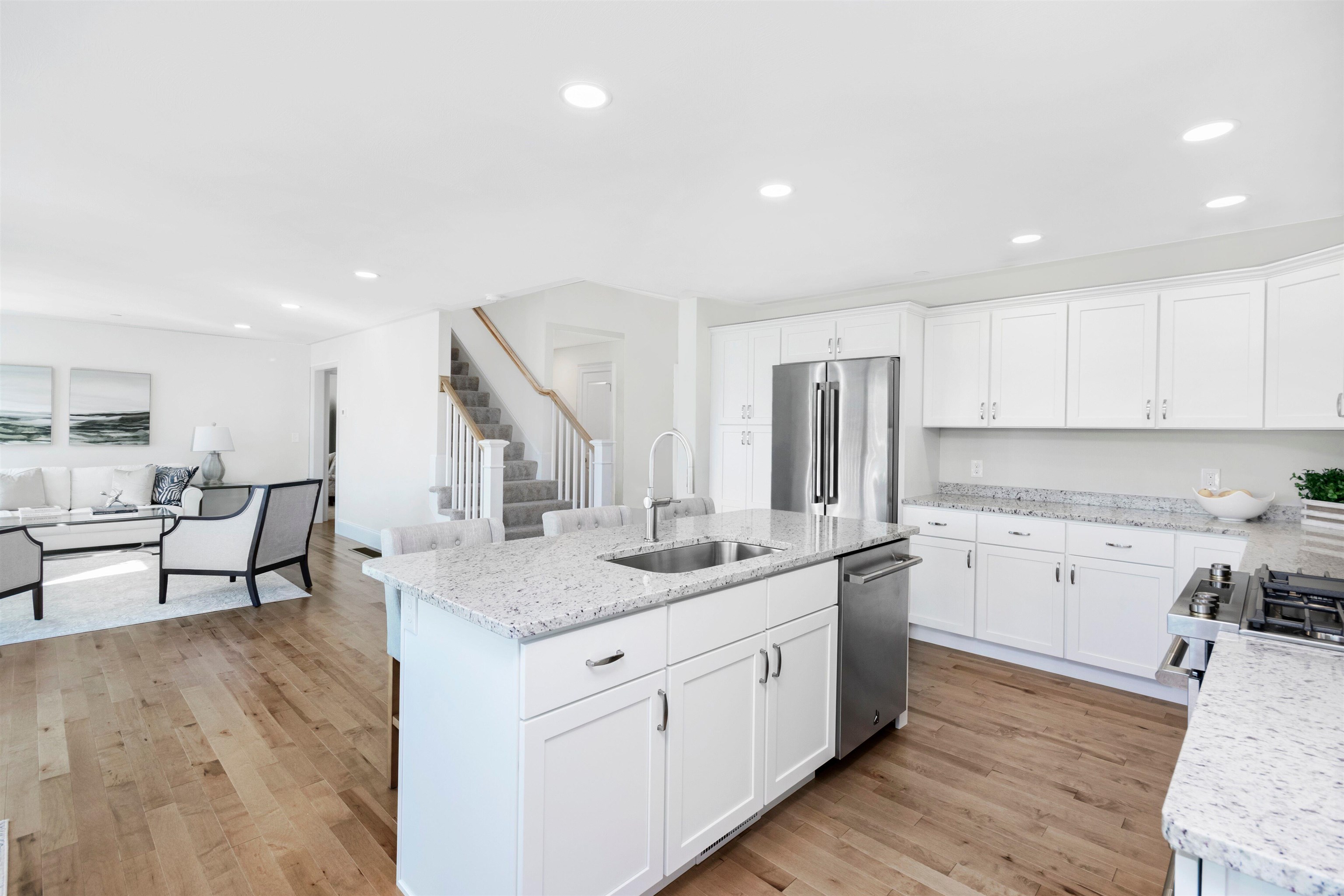 150 County Rd, Amherst, NH 03031