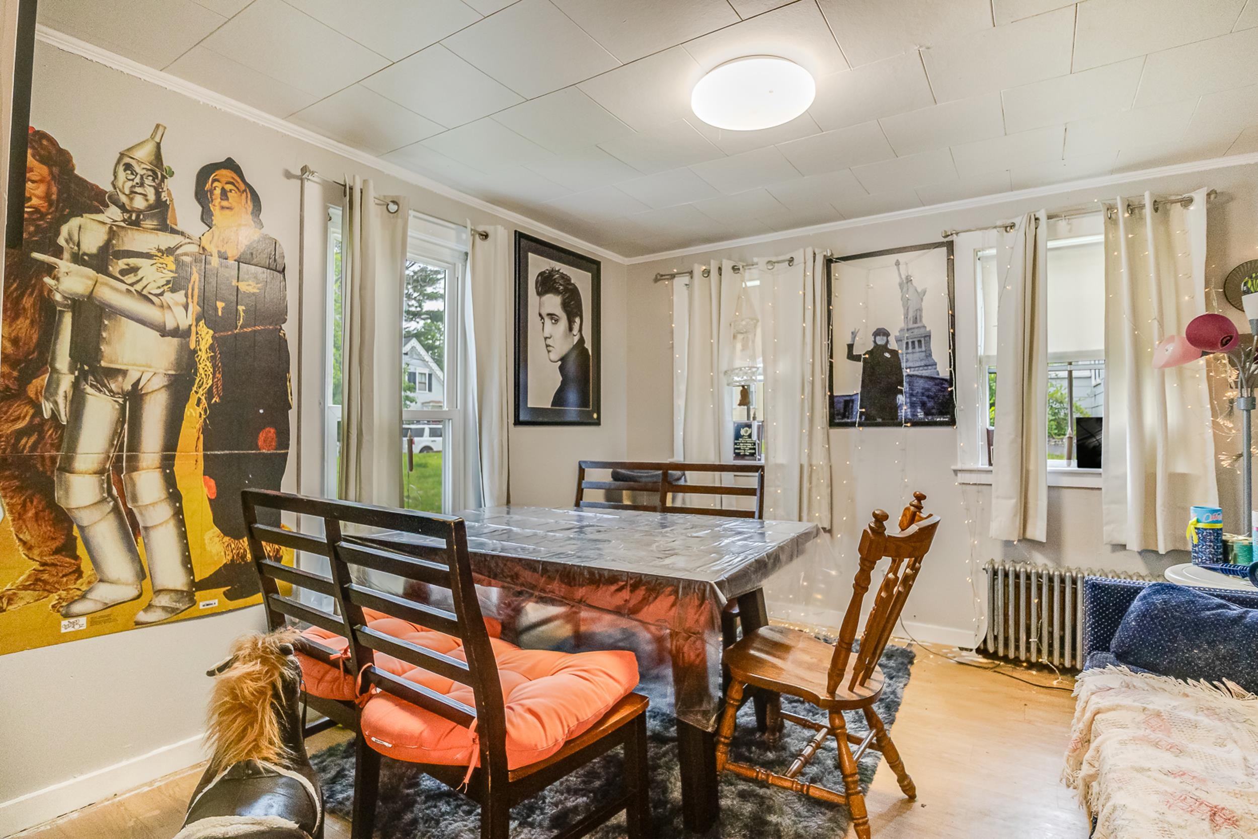 8 Myrtle St, Somersworth, NH 03878