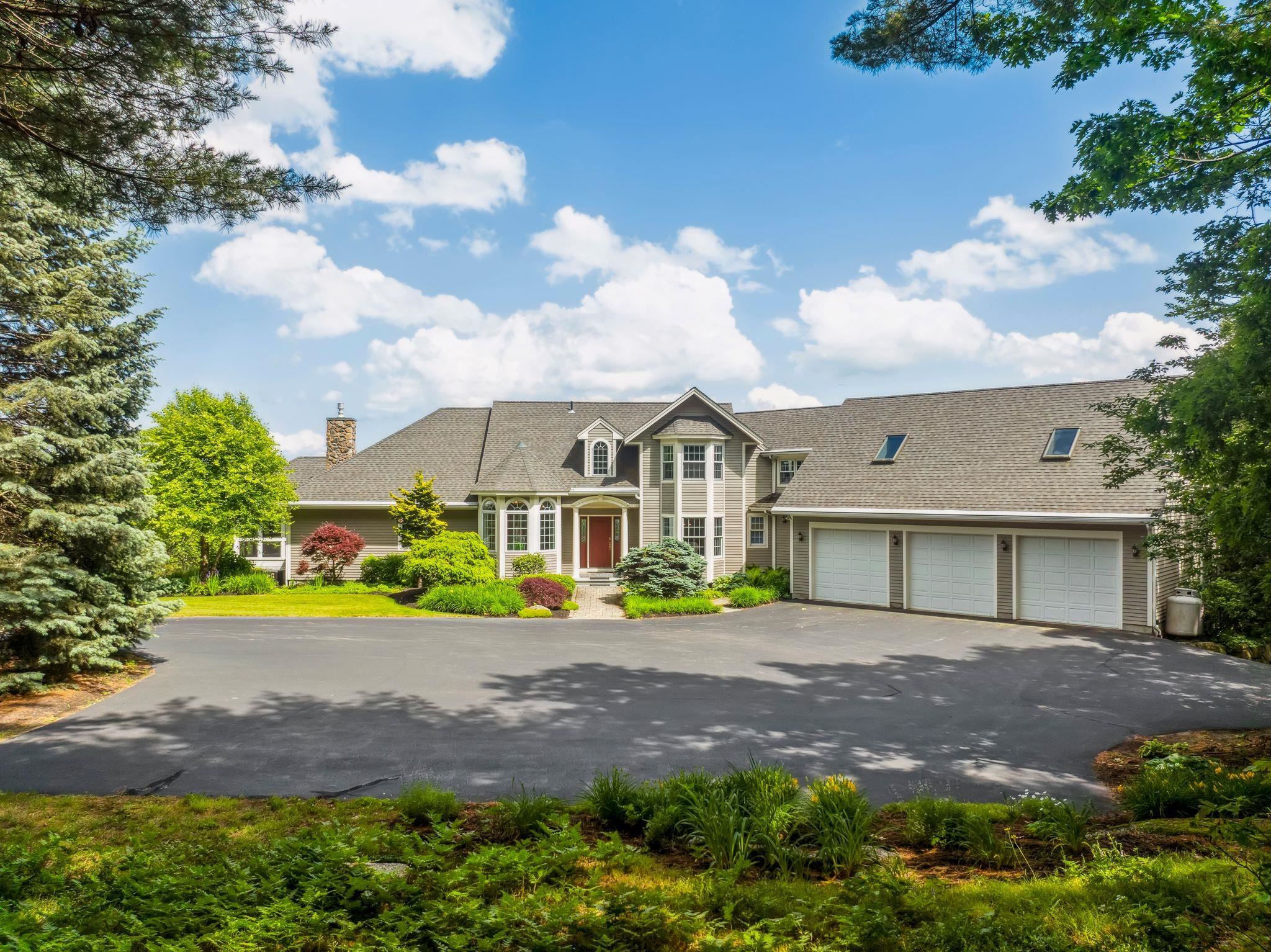 83 Tracy Way — photo 3