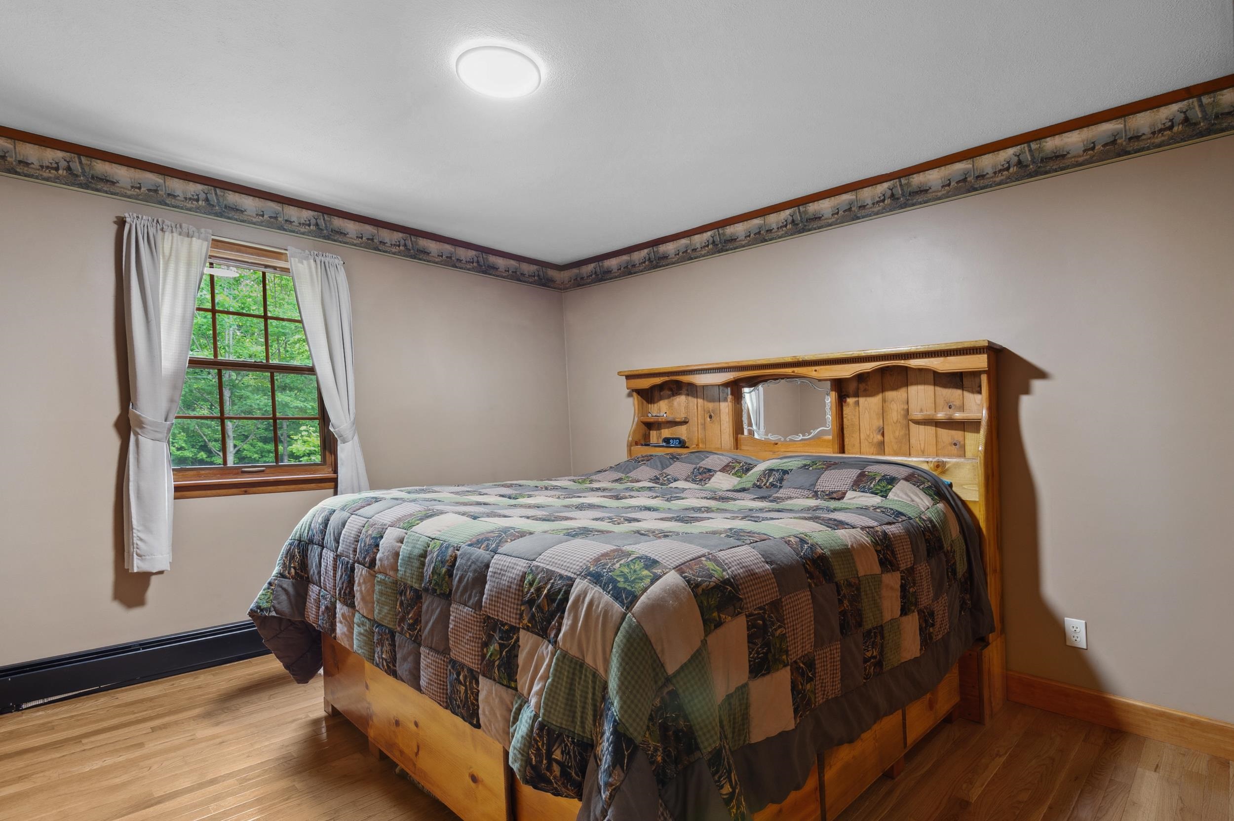 13 Seyah Rd, Shelburne, NH 03581