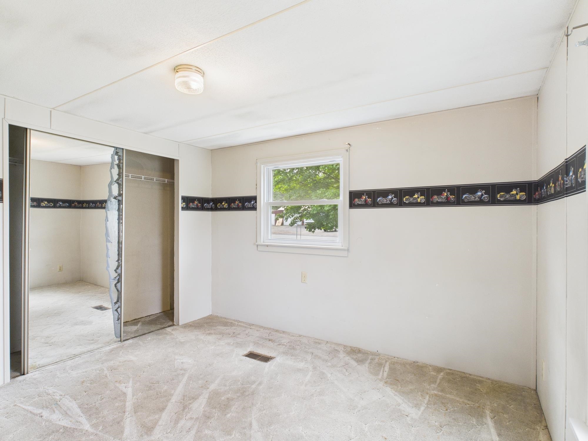 13 Nh Route 145, Colebrook, NH 03576