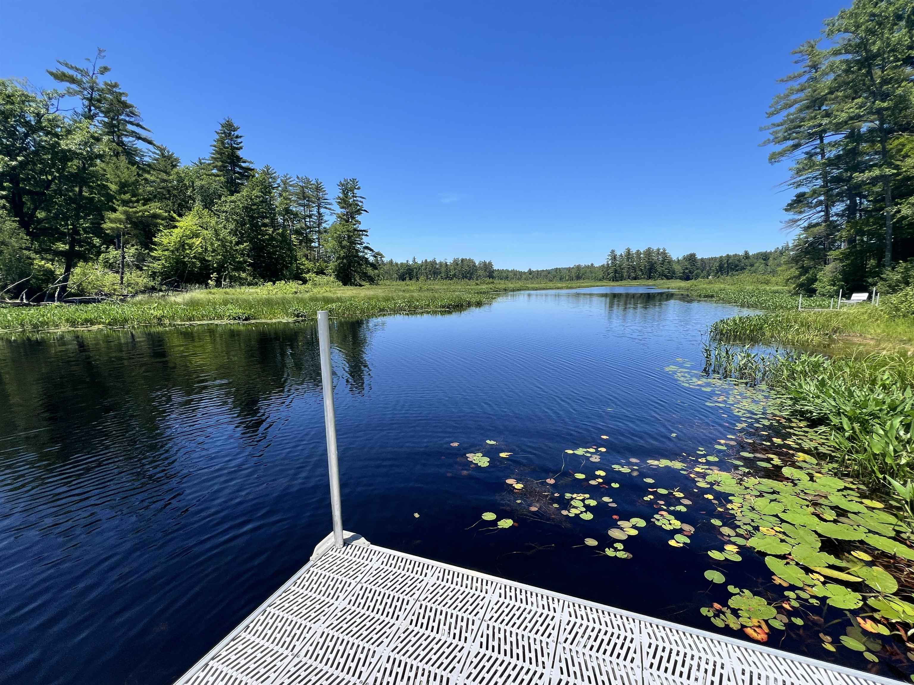 127 Merrymeeting Ln, Alton, NH 03809