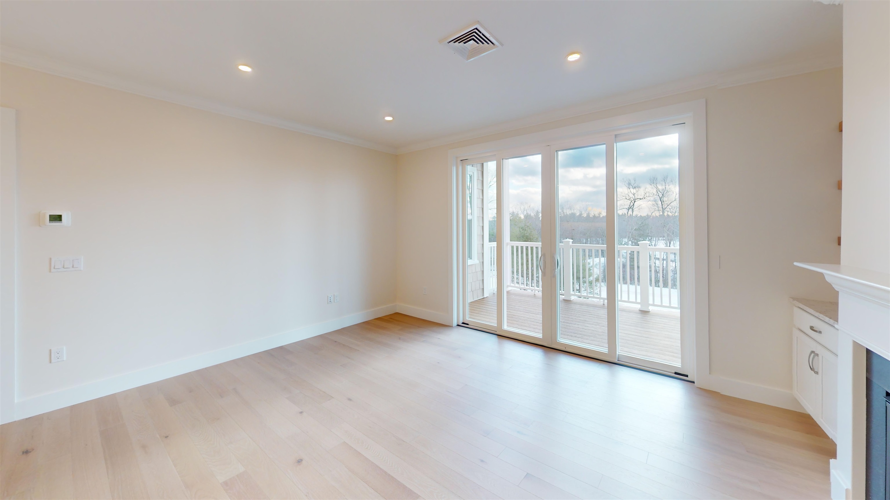 1 Longview Dr, Atkinson, NH 03811