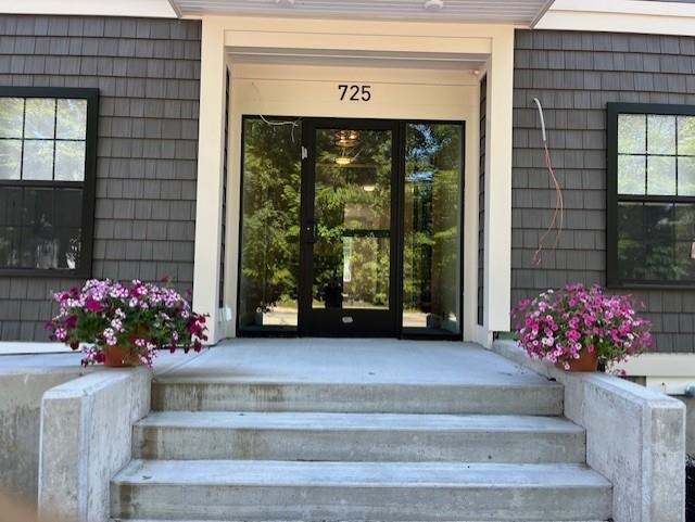 725 Central Ave #203, Dover, NH 03820