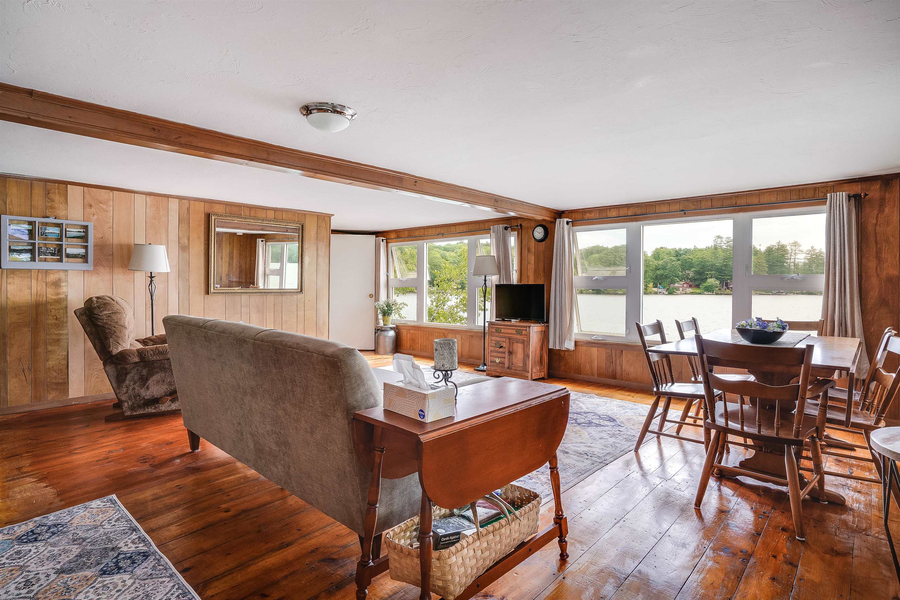 215 Lake Shore Dr, Franklin, NH 03235