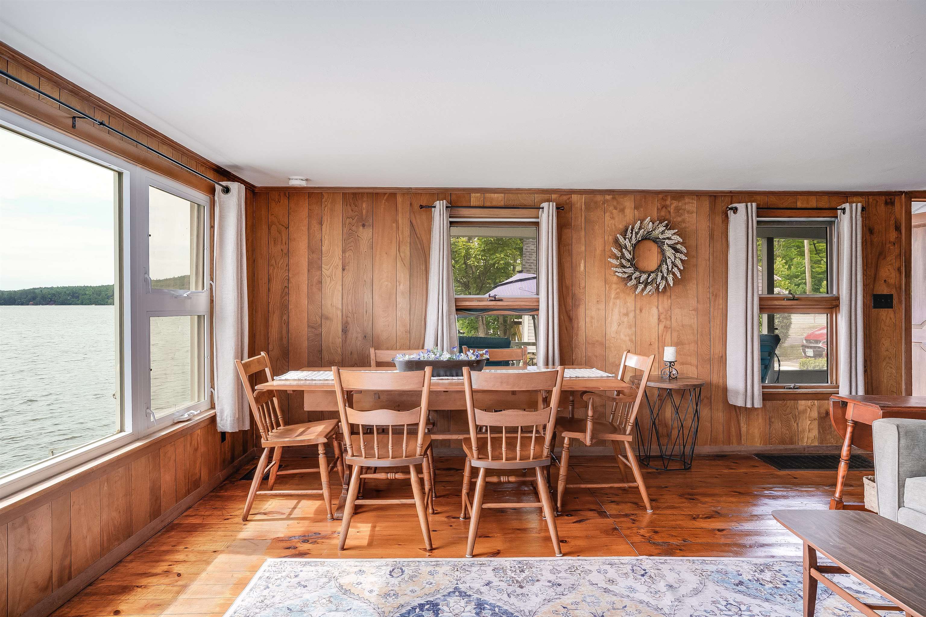 215 Lake Shore Dr, Franklin, NH 03235