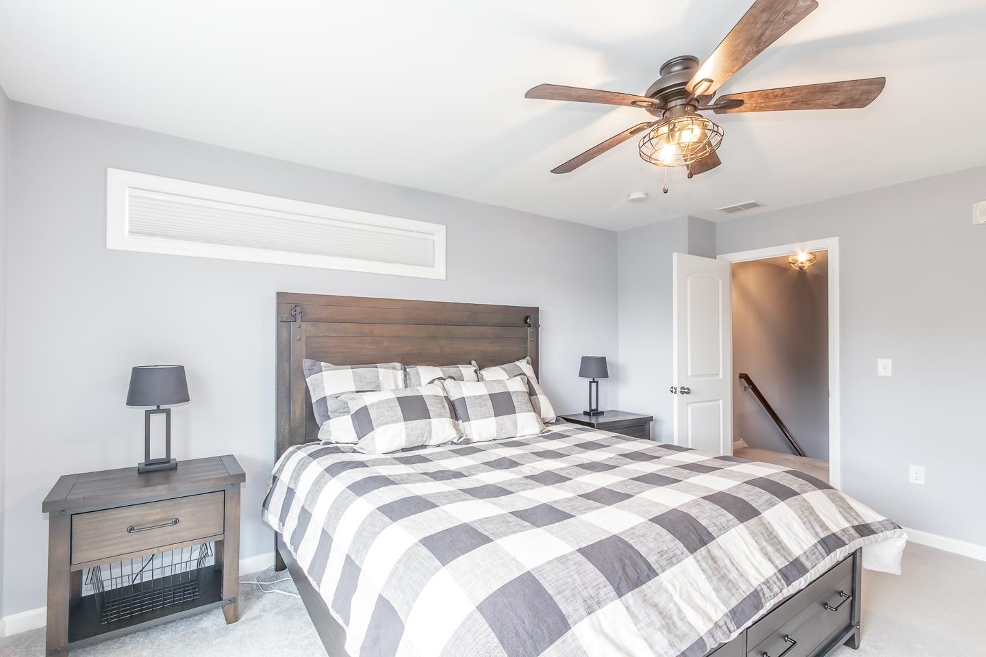 37 Highland Ave, Derry, NH 03038