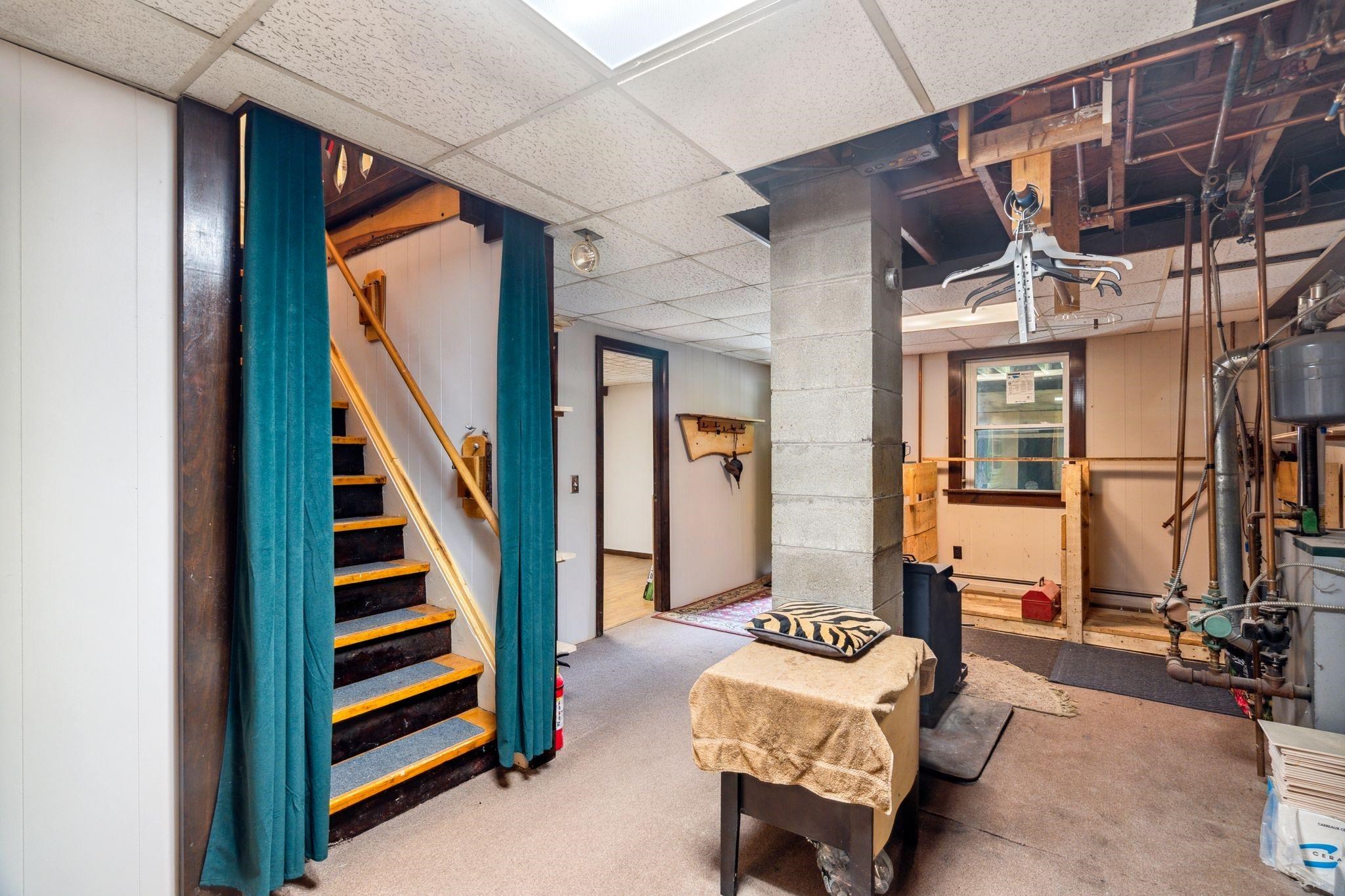 87 Old Chandlers Mills Rd, Unity, NH 03743