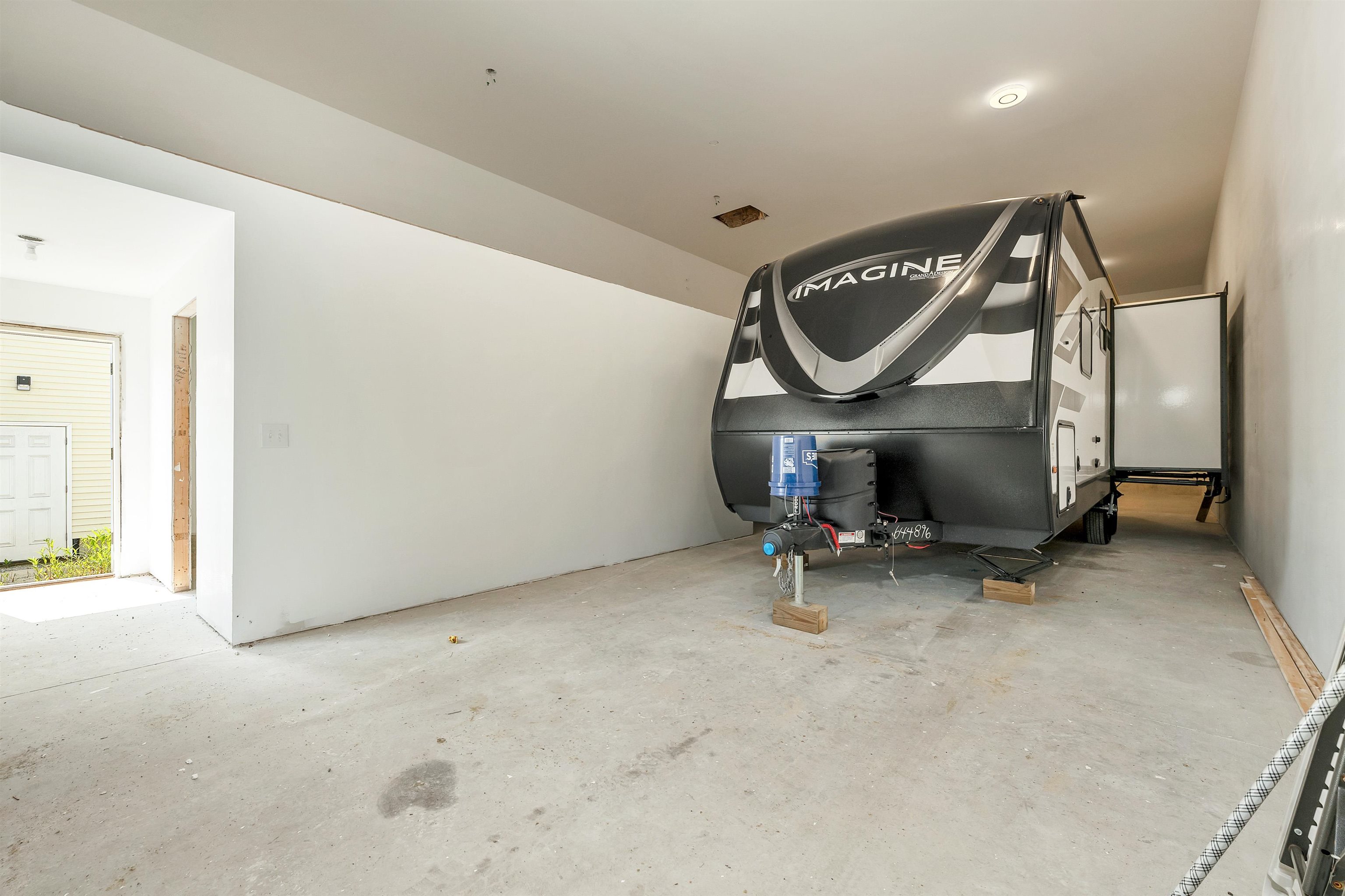 127 Isinglass Cir #18, Barrington, NH 03825