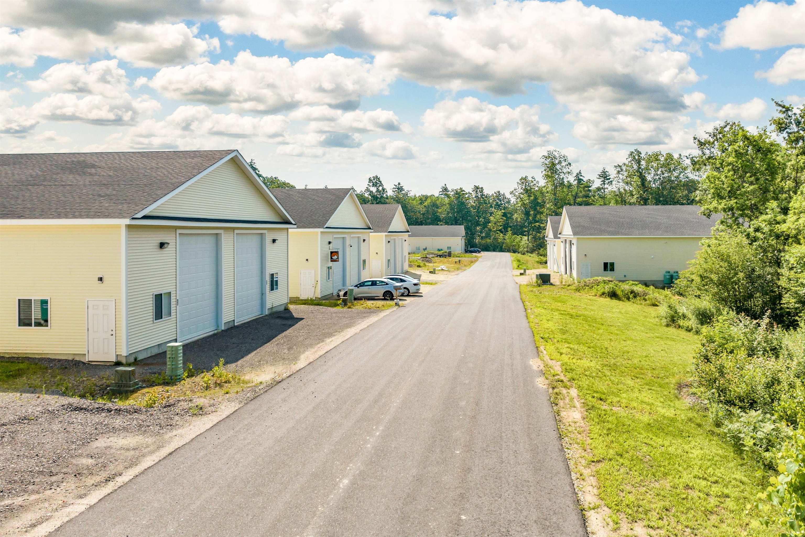 127 Isinglass Cir, Barrington, NH 03825