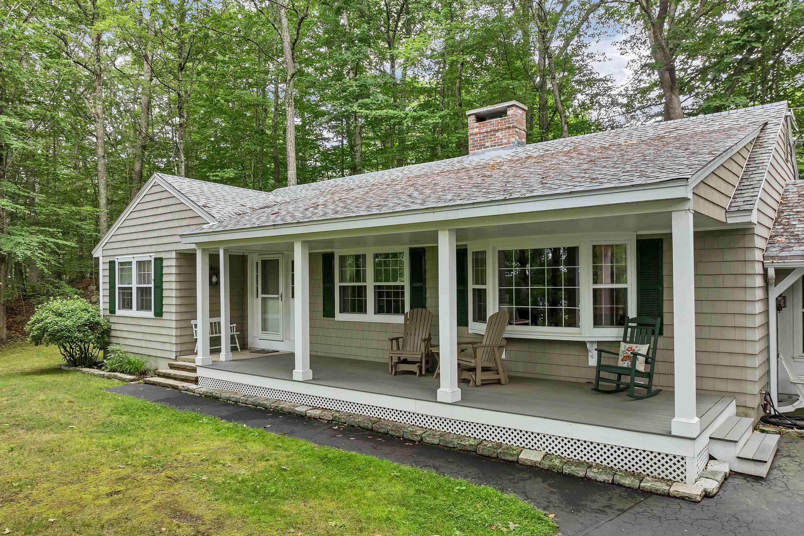 195 Sewall Rd, Wolfeboro, NH 03894