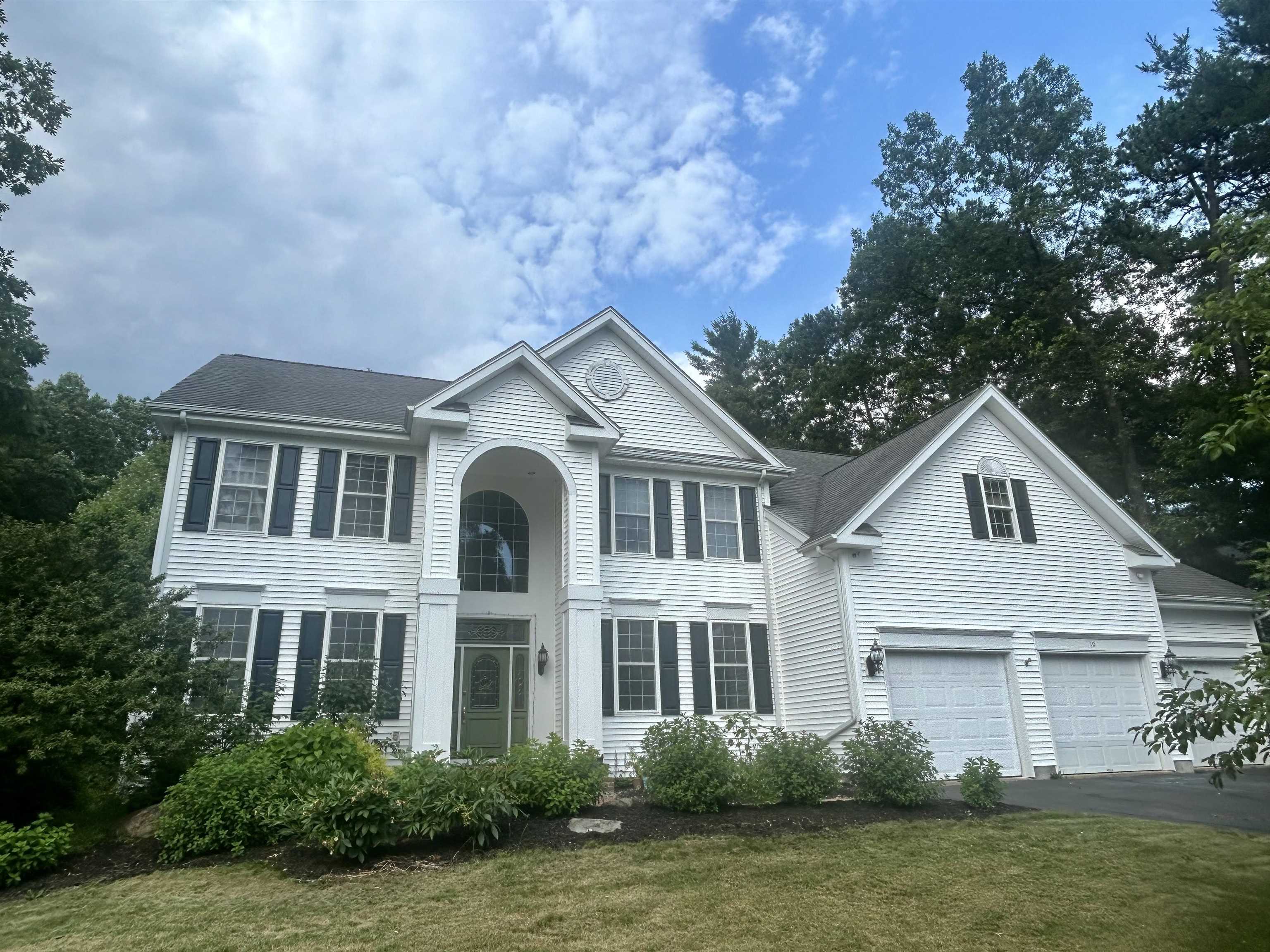 Photo of 10 Debra Drive Essex VT 05452