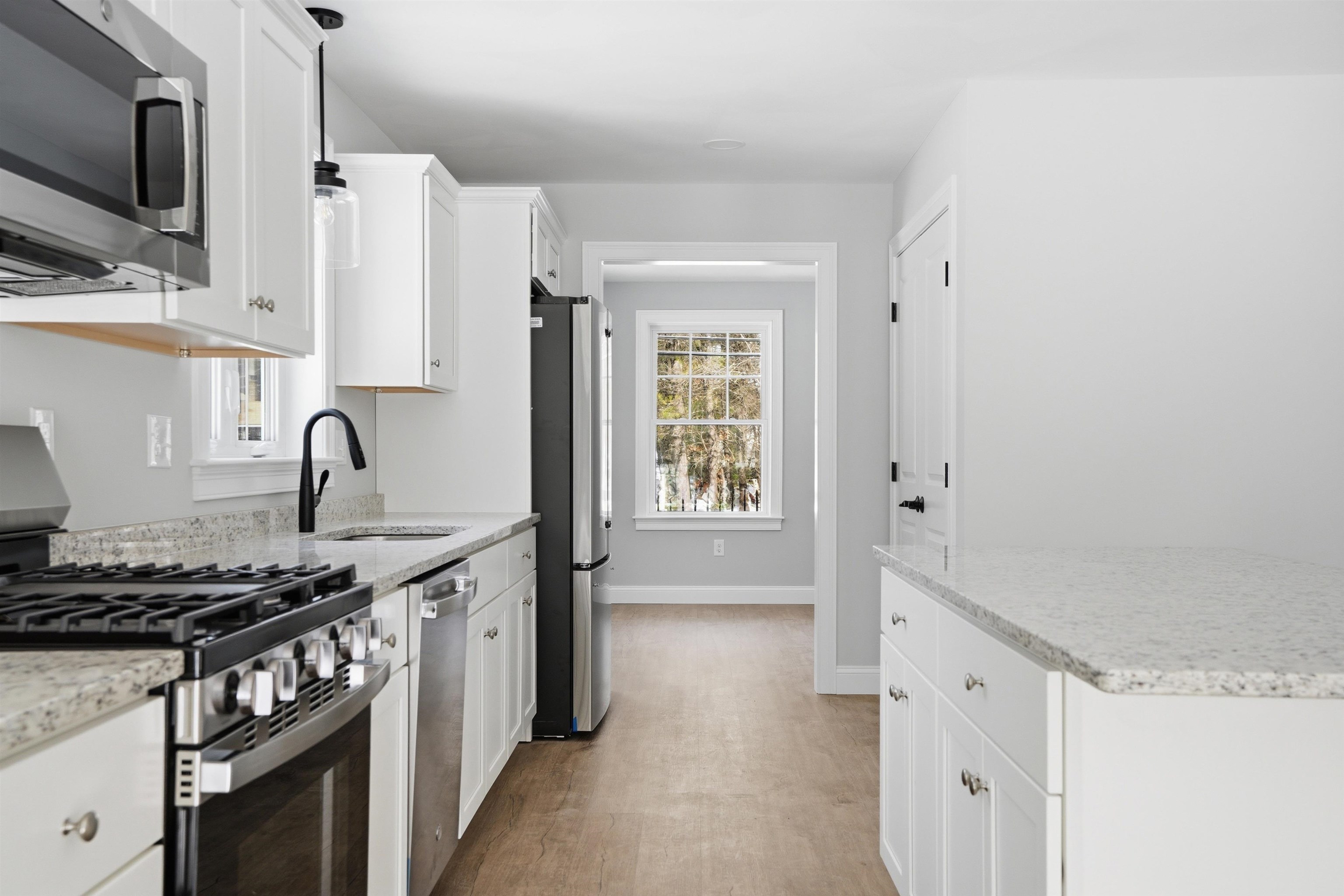 7 Talent Rd, Litchfield, NH 03052