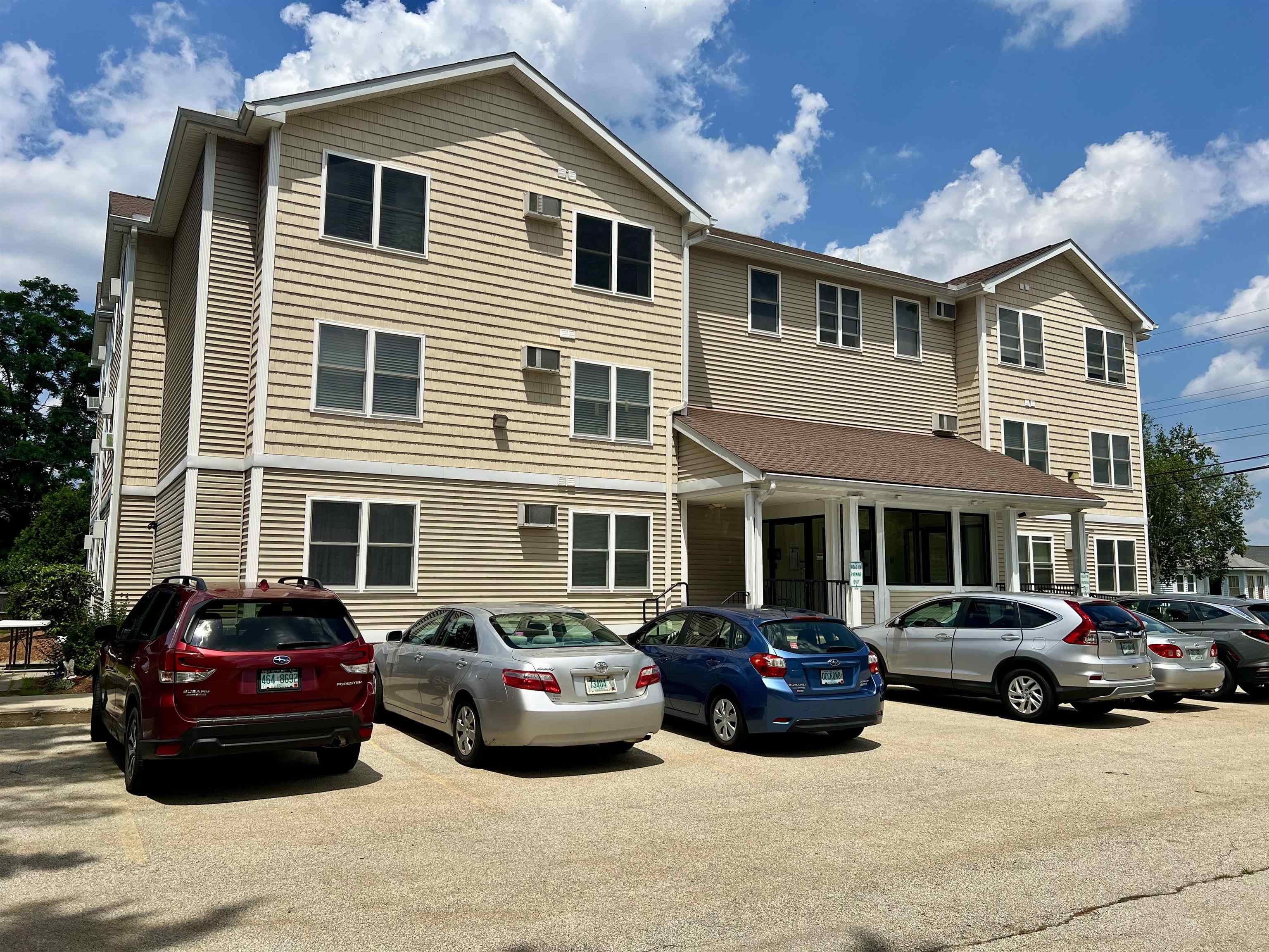 Homes for sale in Nashua, NH | 15 Lovell St #10, Nashua, NH 03060 | MLS# 5051682