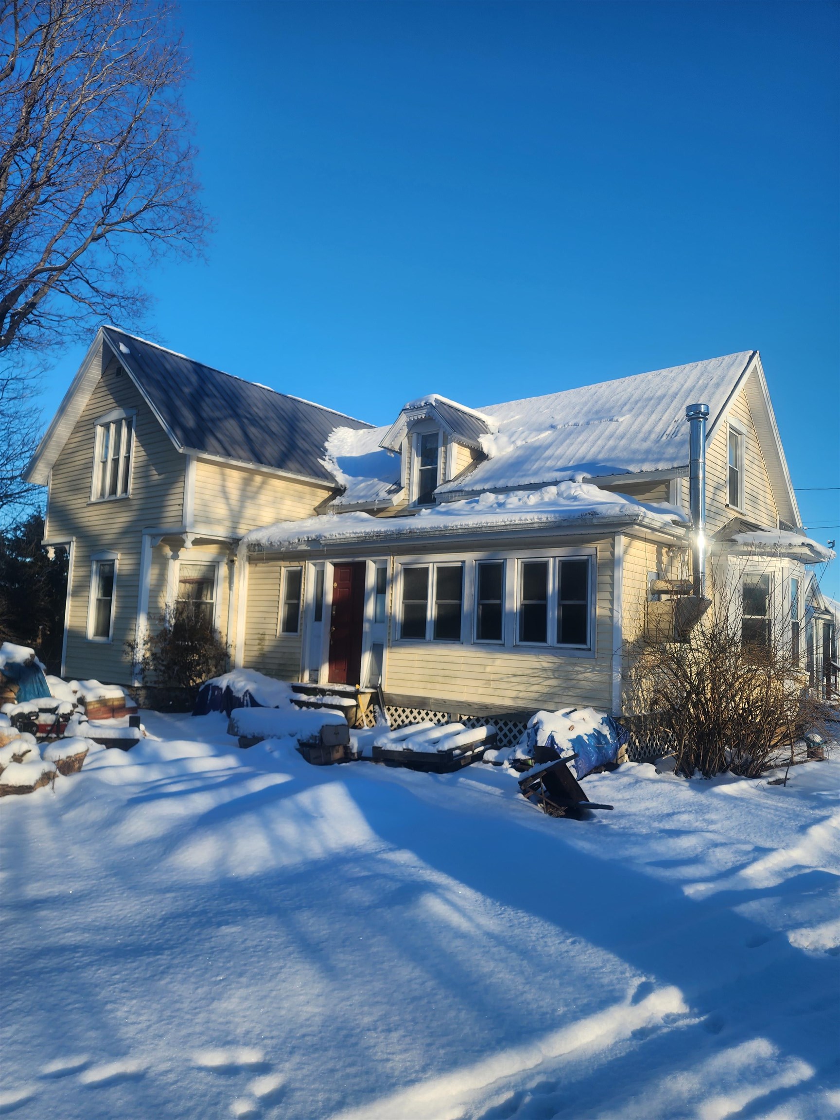 Homes for sale in Grand Isle, VT | 16 Us Route 2 Hwy, Grand Isle, VT 05458 | MLS# 5052178