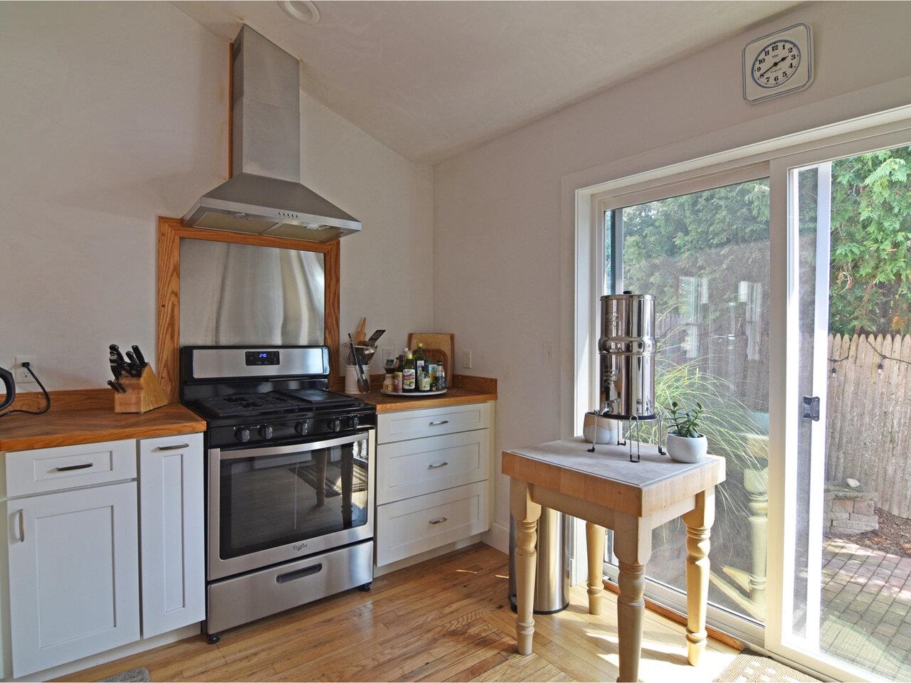 Homes for sale in Burlington, VT | 19 Spruce St, Burlington, VT 05401 | MLS# 5052273