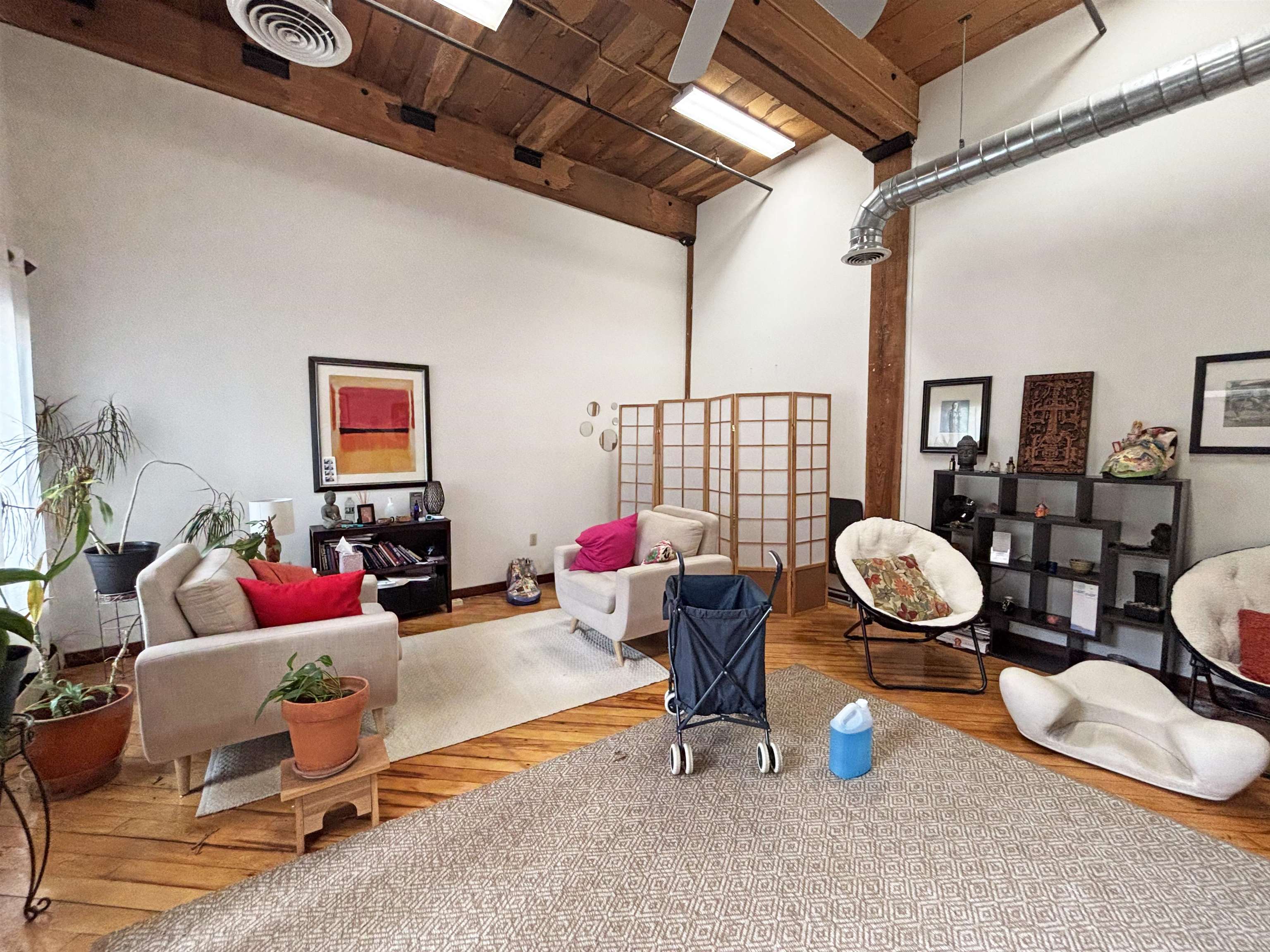 125 Main St, Newmarket, NH 03857