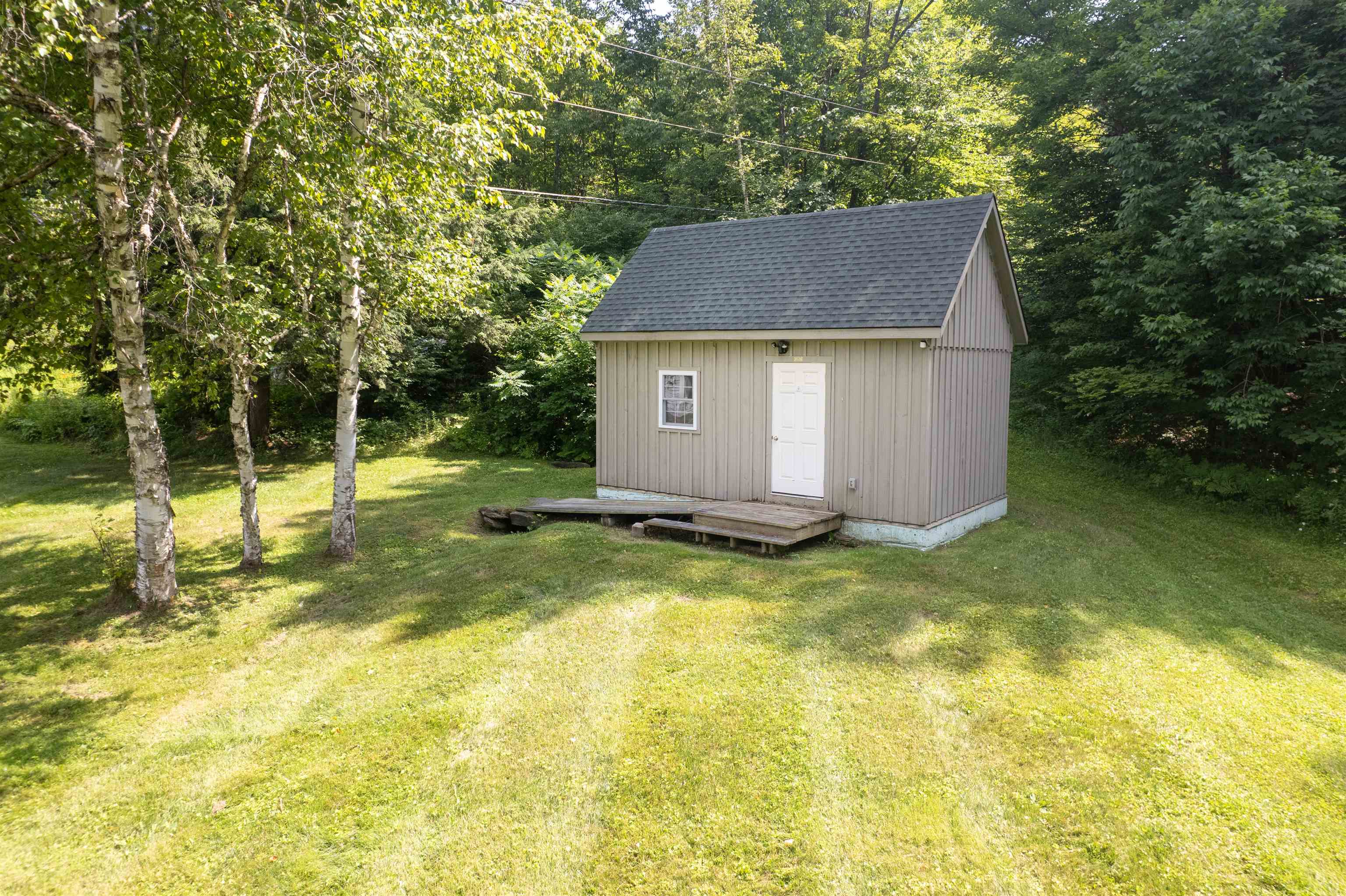 228 Leonard Rd, Sharon, VT 05065