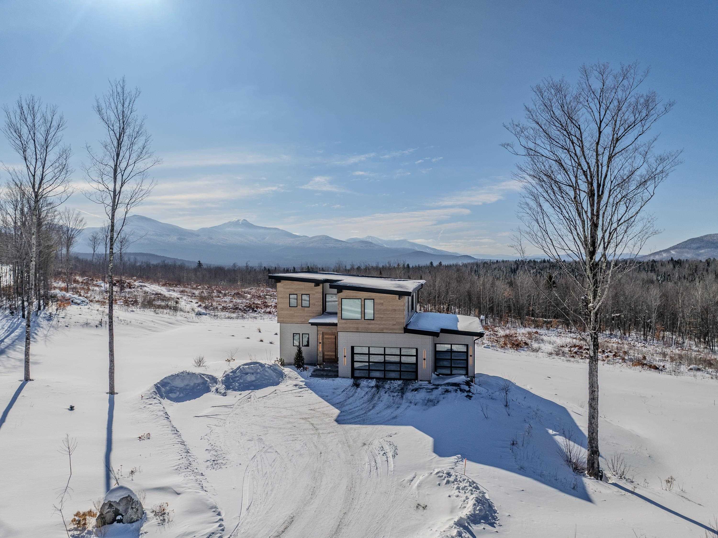289 Ledgewood Dr, Bethlehem, NH 03574