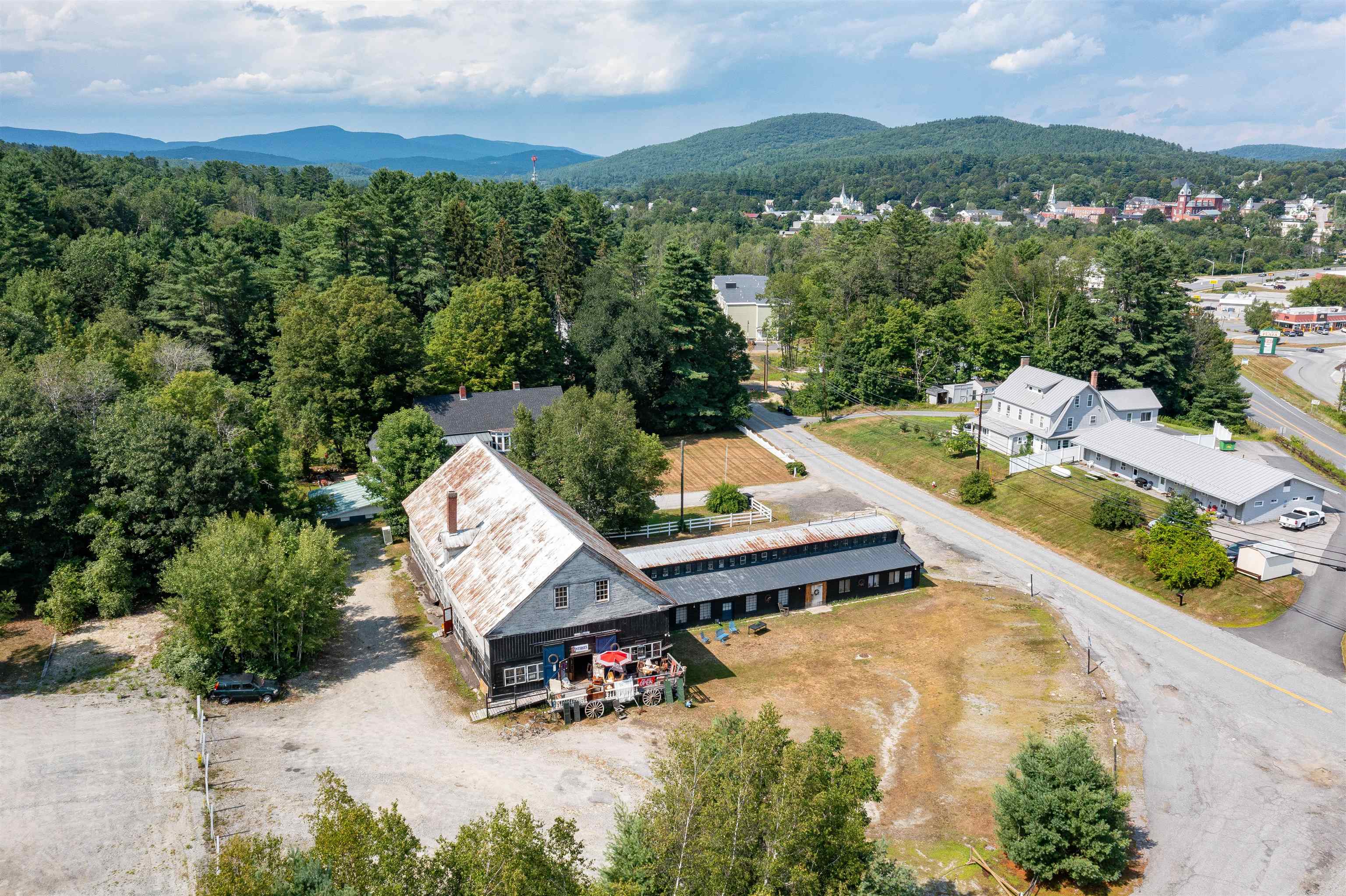 35 Spring St, Newport, NH 03773