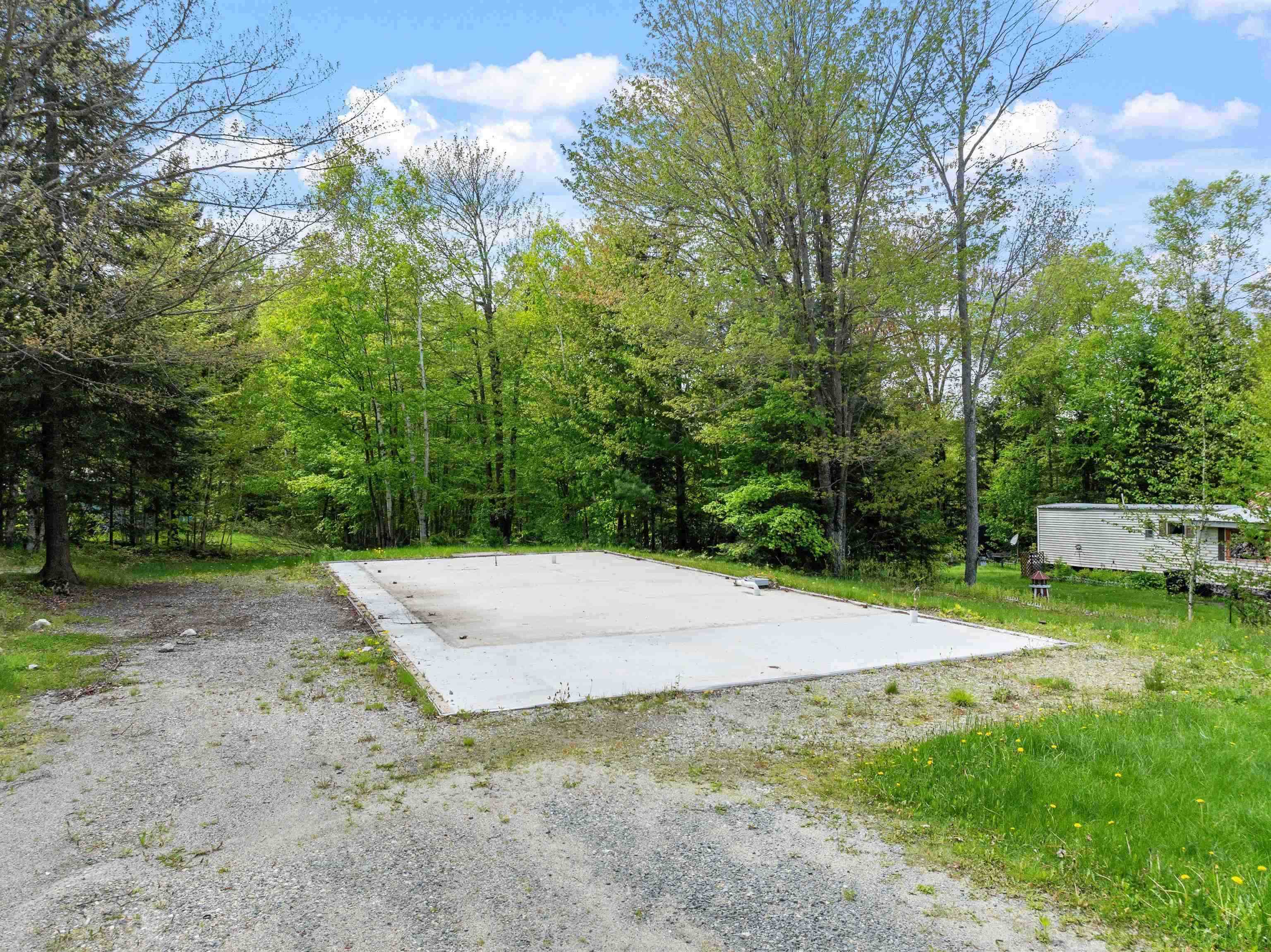 16 Okane Cir, Bethlehem, NH 03574