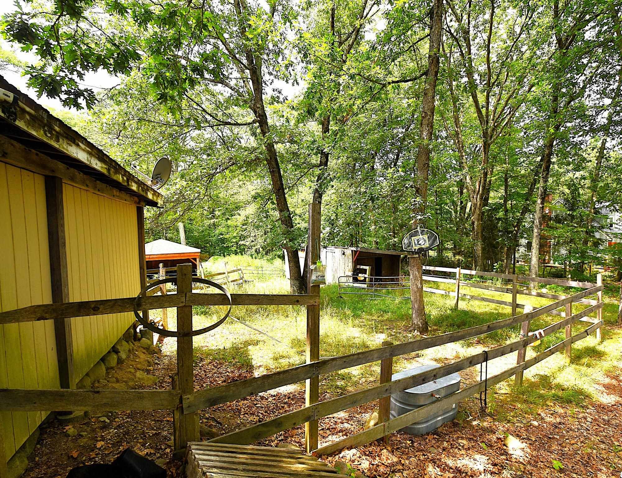 1235 Townsend Rd, Mason, NH 03048