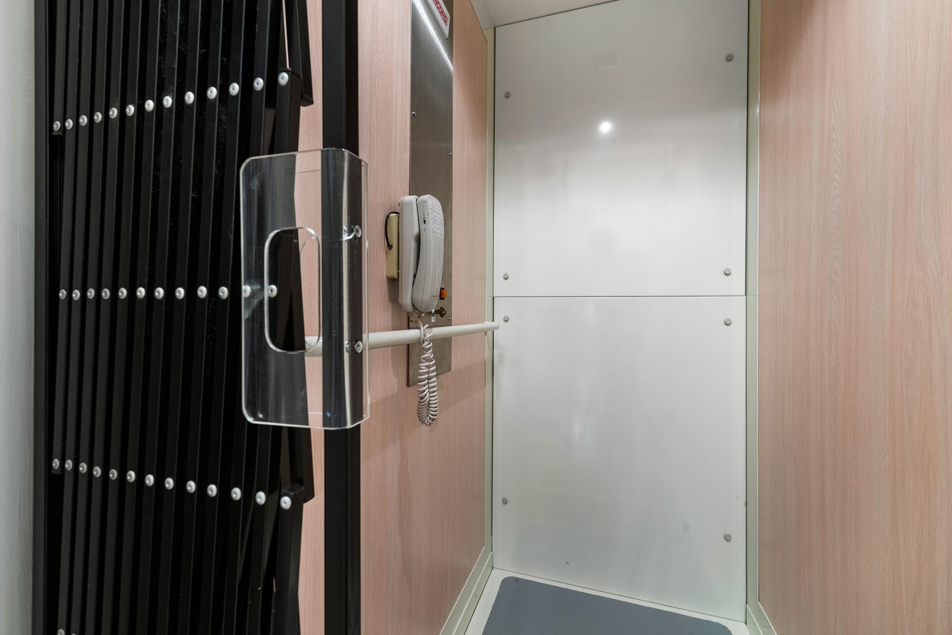 Elevator 23755784