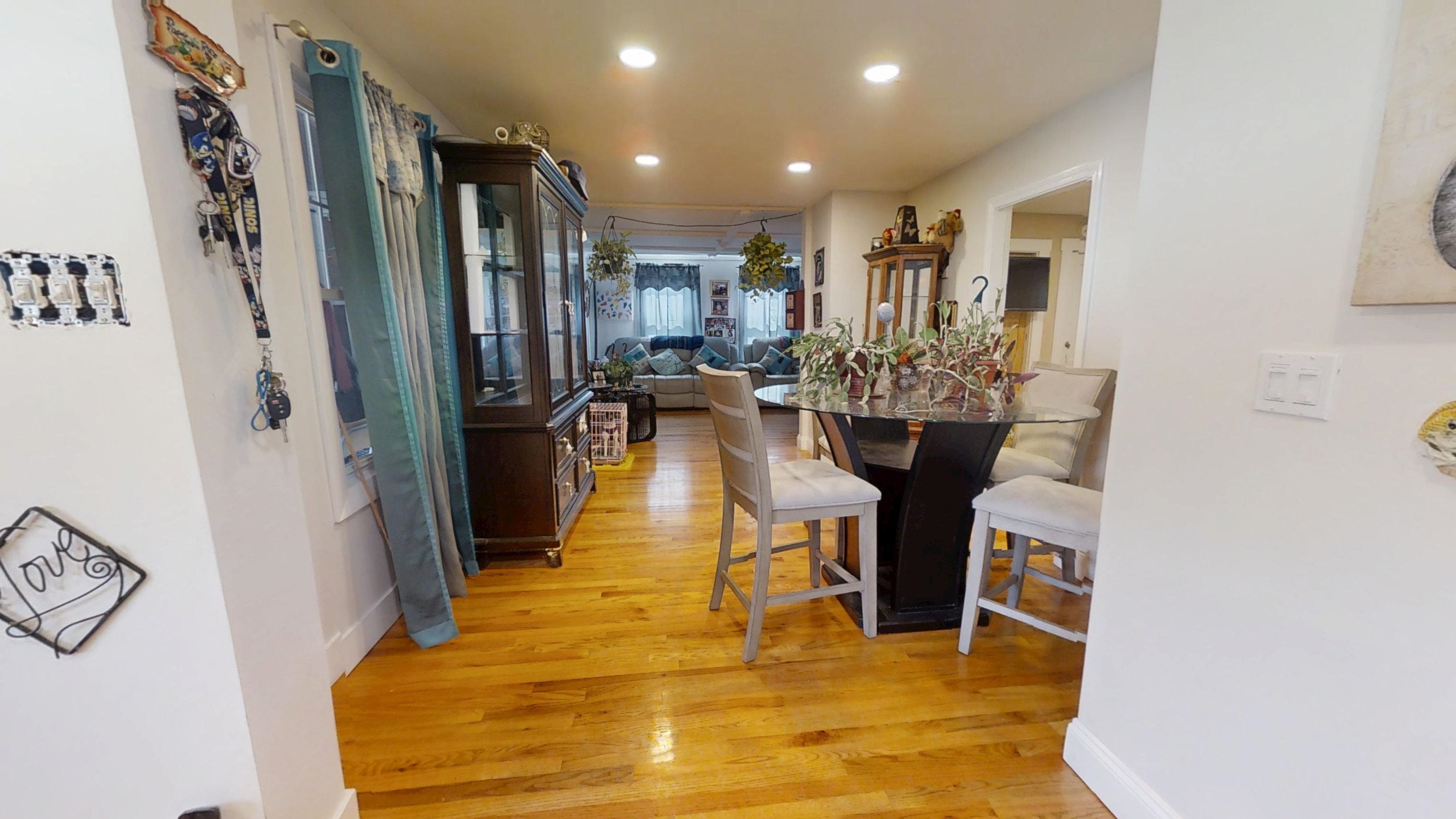 193 Main St, Plaistow, NH 03865