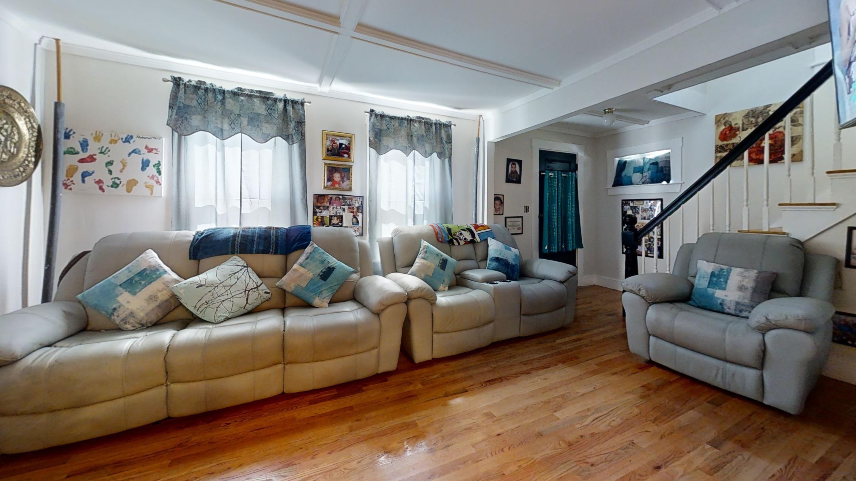 193 Main St, Plaistow, NH 03865