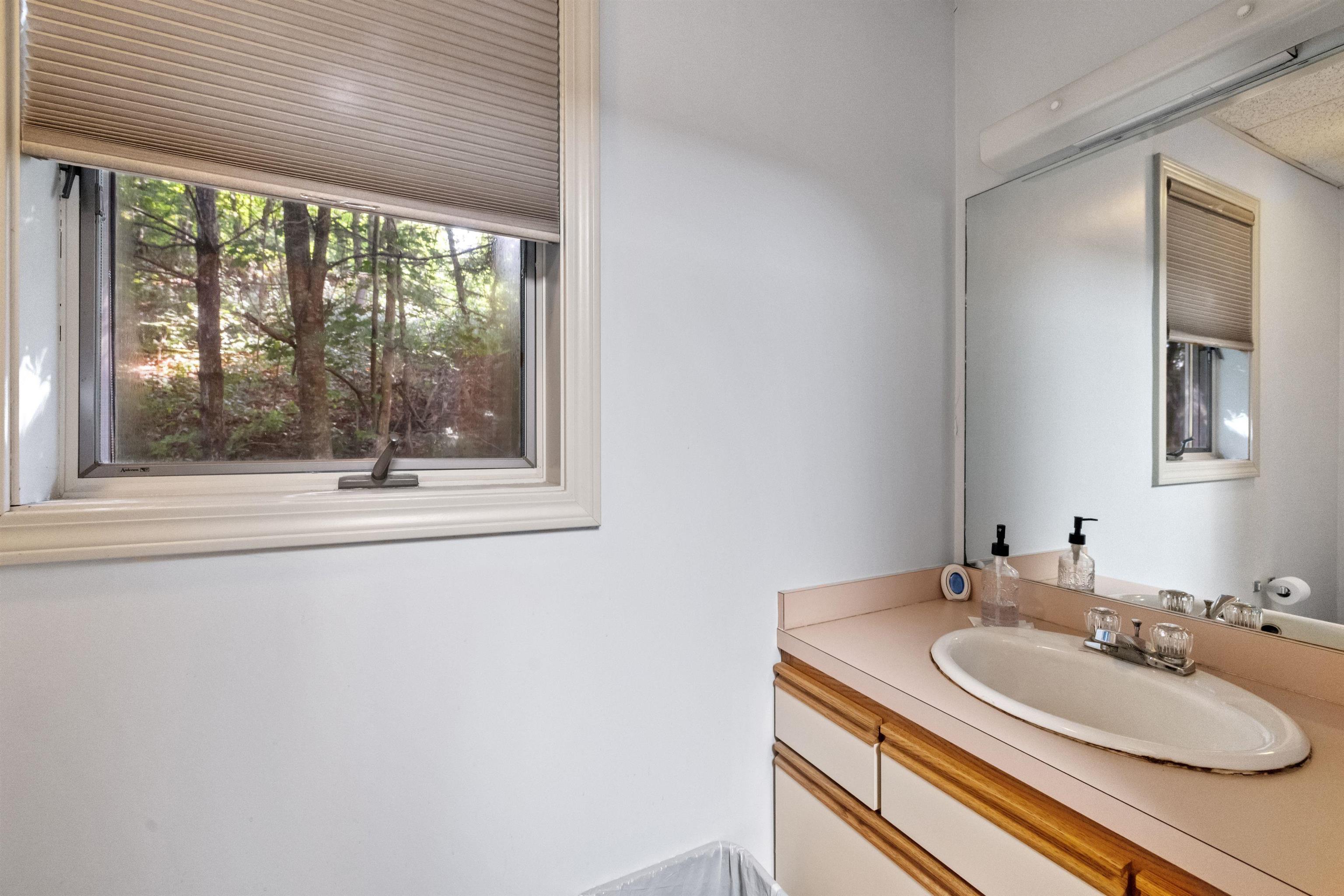 214 Lake St, Bristol, NH 03222