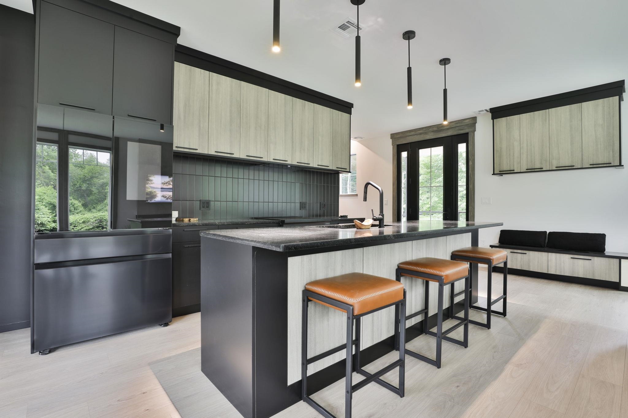 33 Sharon Rd, Peterborough, NH 03458