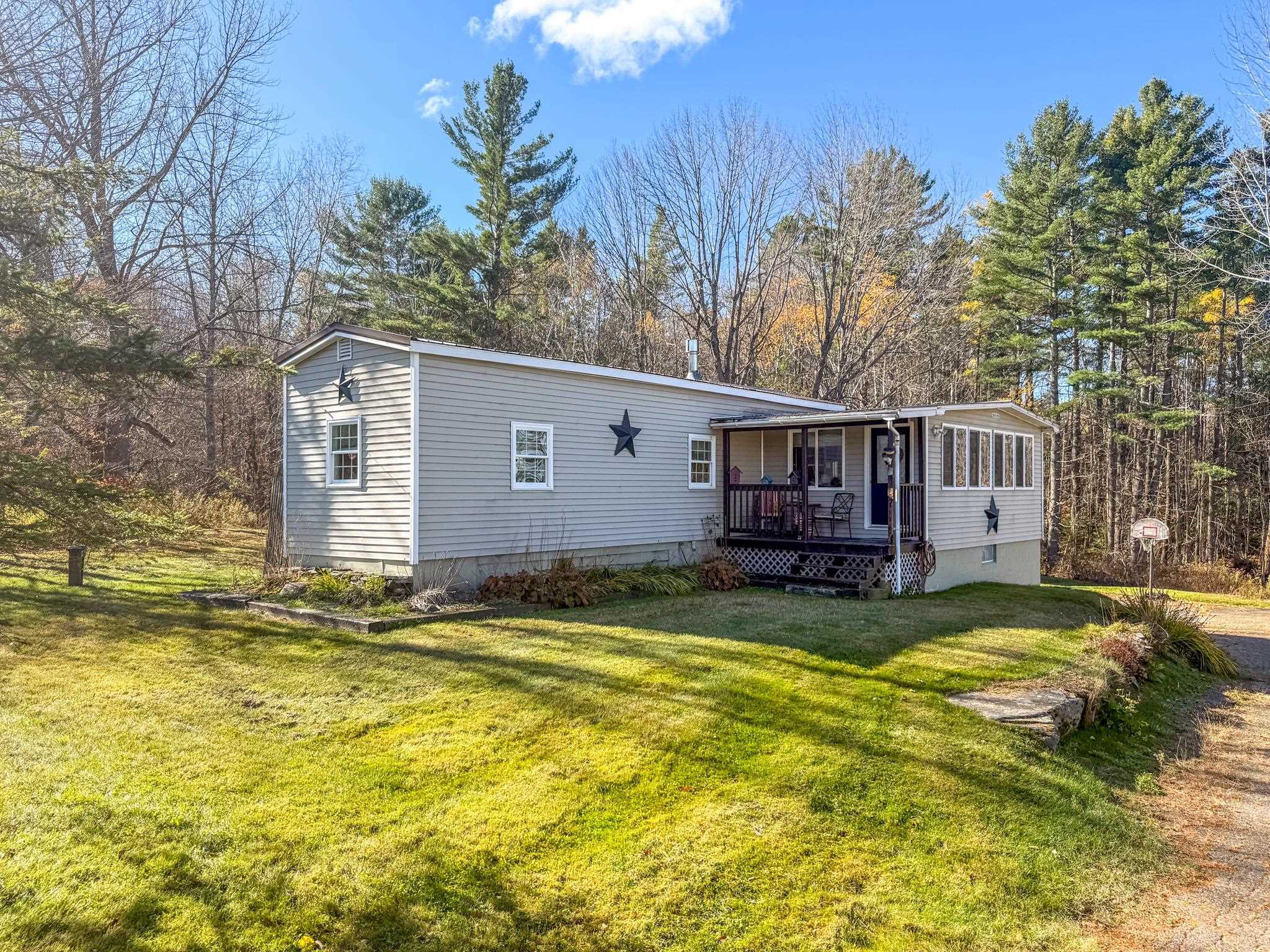 400 Lily Pond Rd, Haverhill, NH 03780