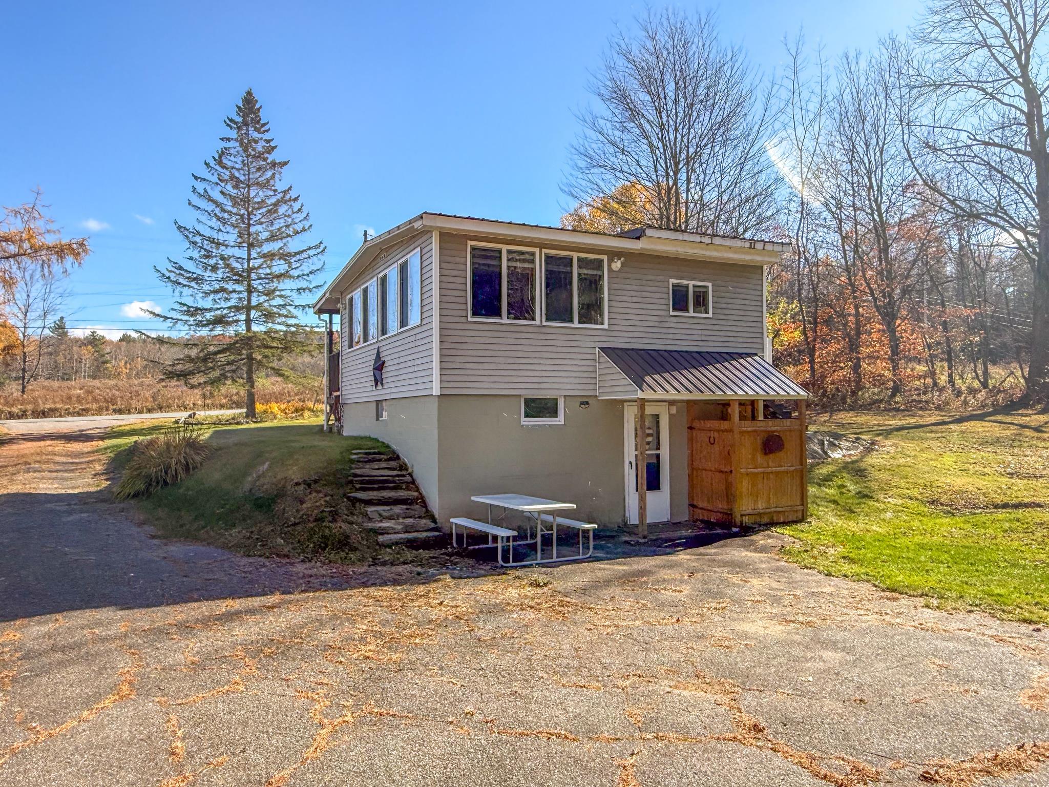 400 Lily Pond Rd, Haverhill, NH 03780